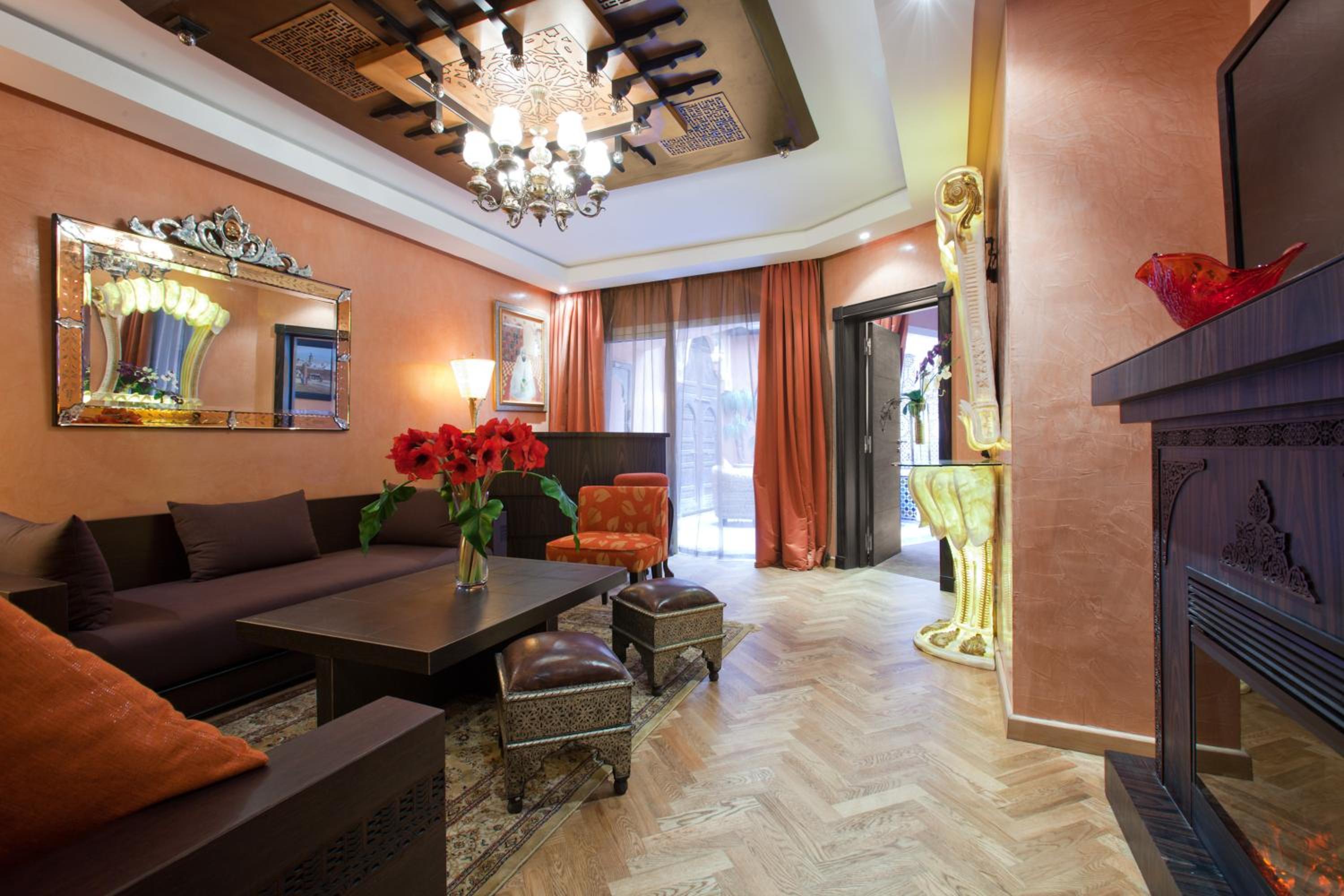 Deluxe Suite with Andalousian Patio - Photo 1