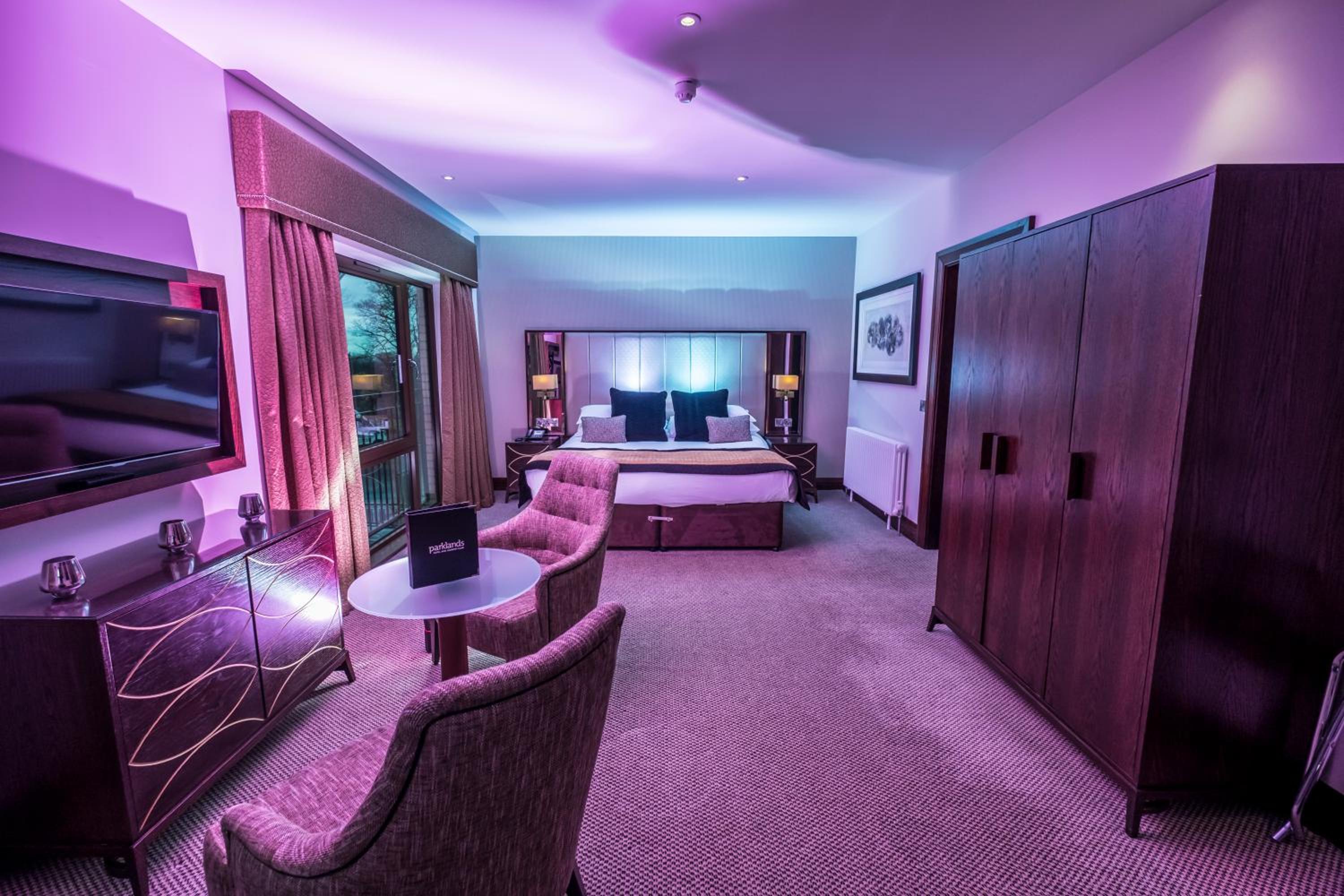 Executive Suite - Includes Leisure Access photo 2