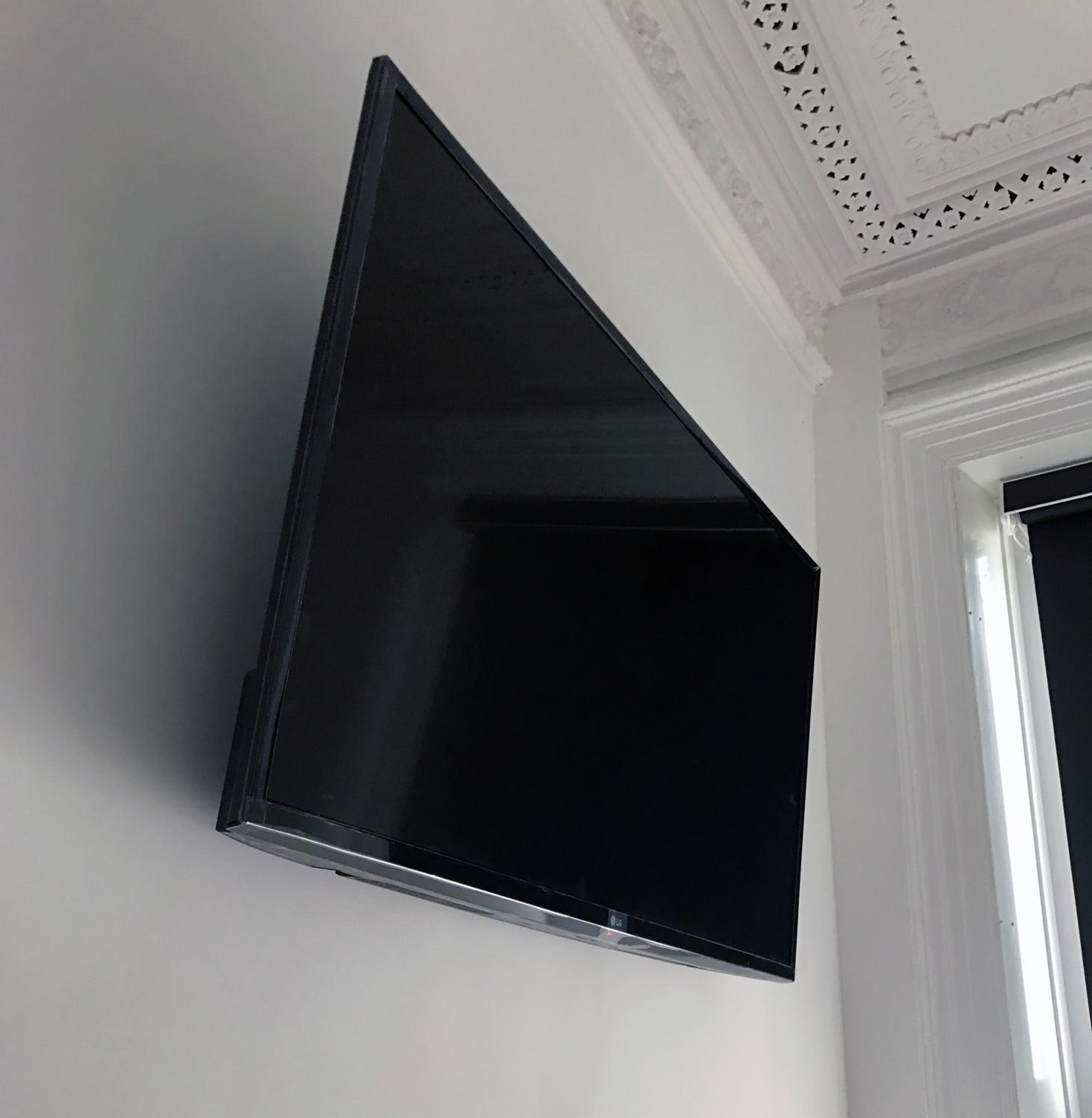 Family Room - Photo 16