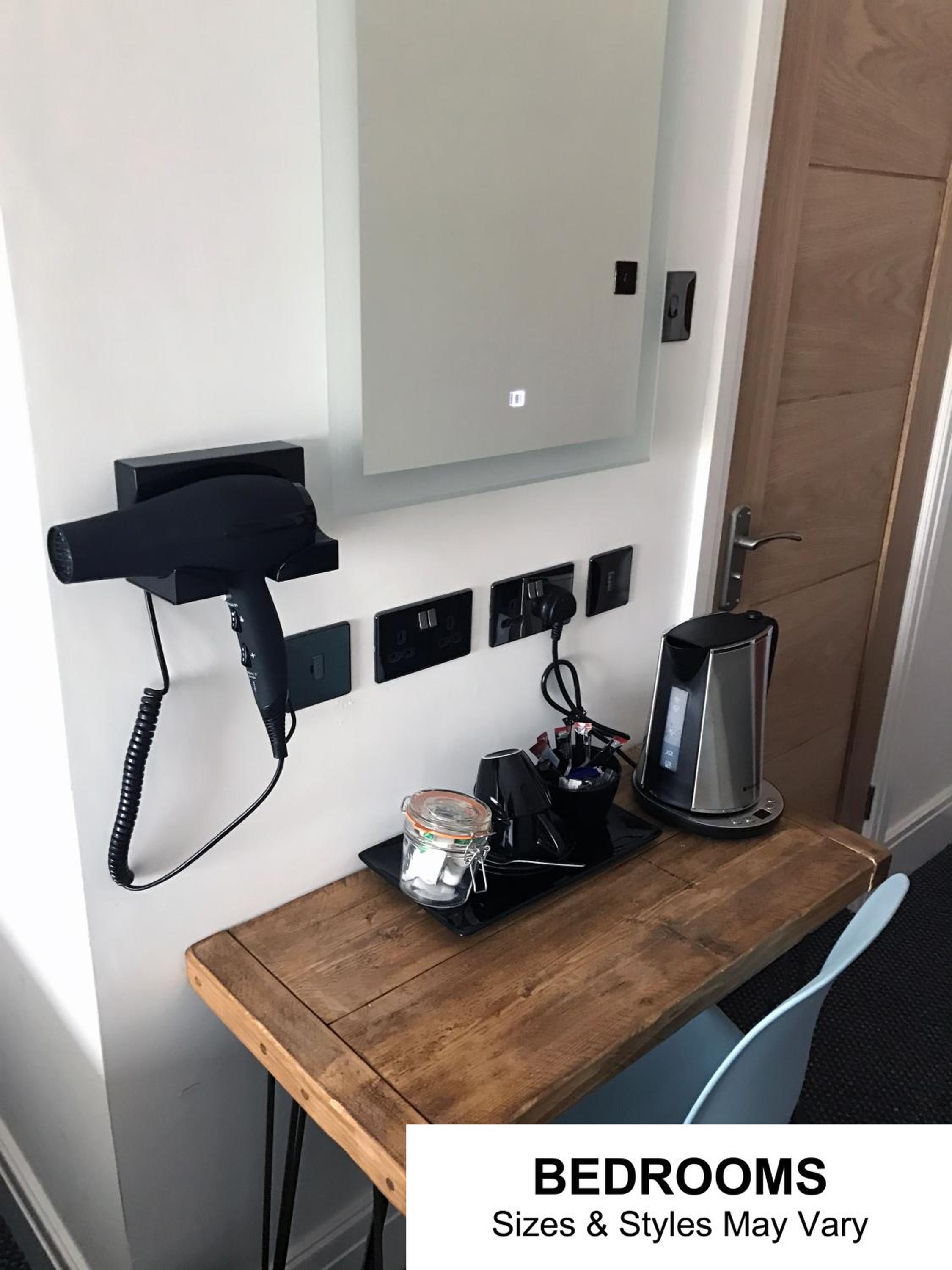 Small Double Room - Photo 7