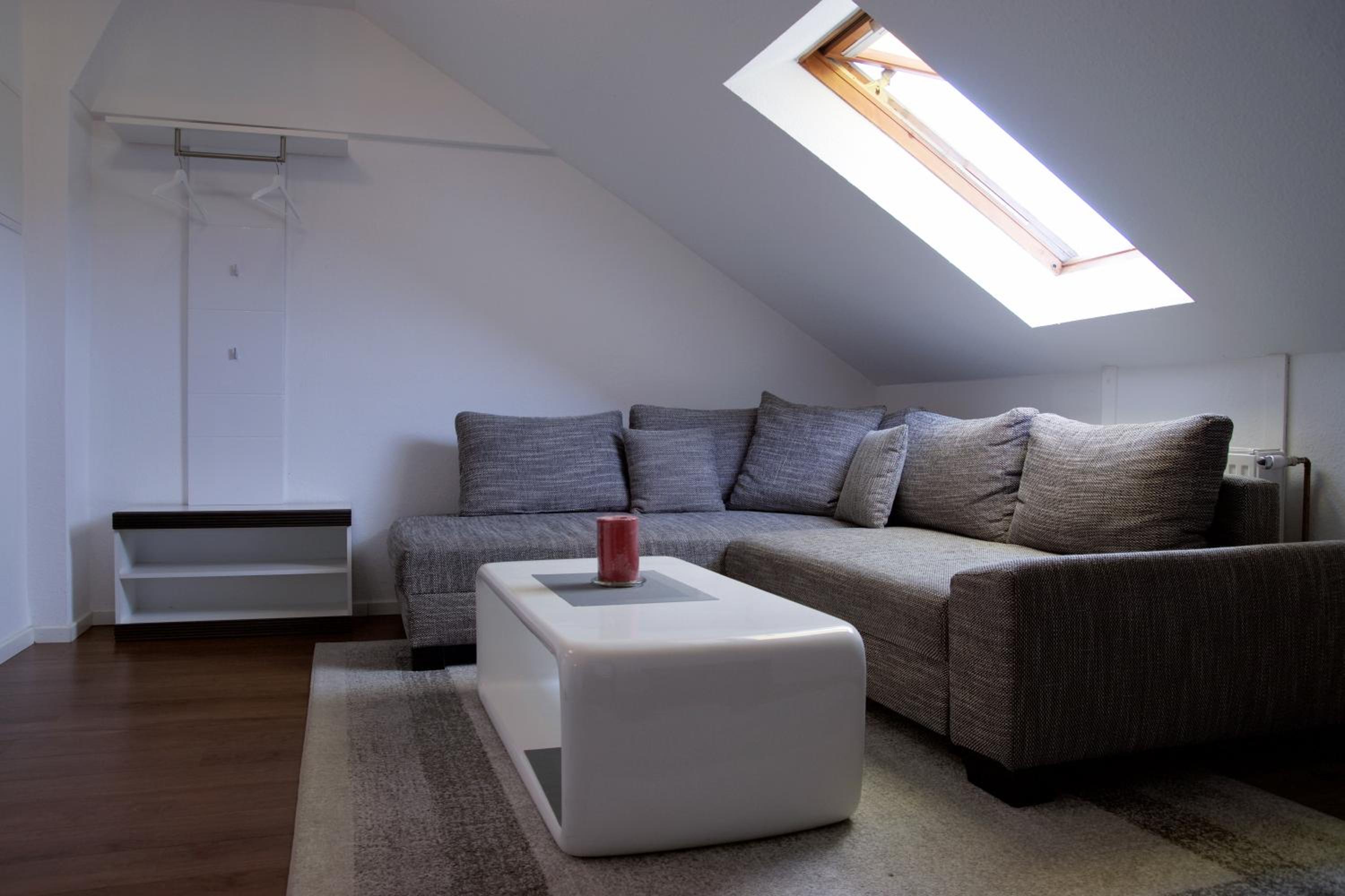 Family Room with Bath - Photo 2