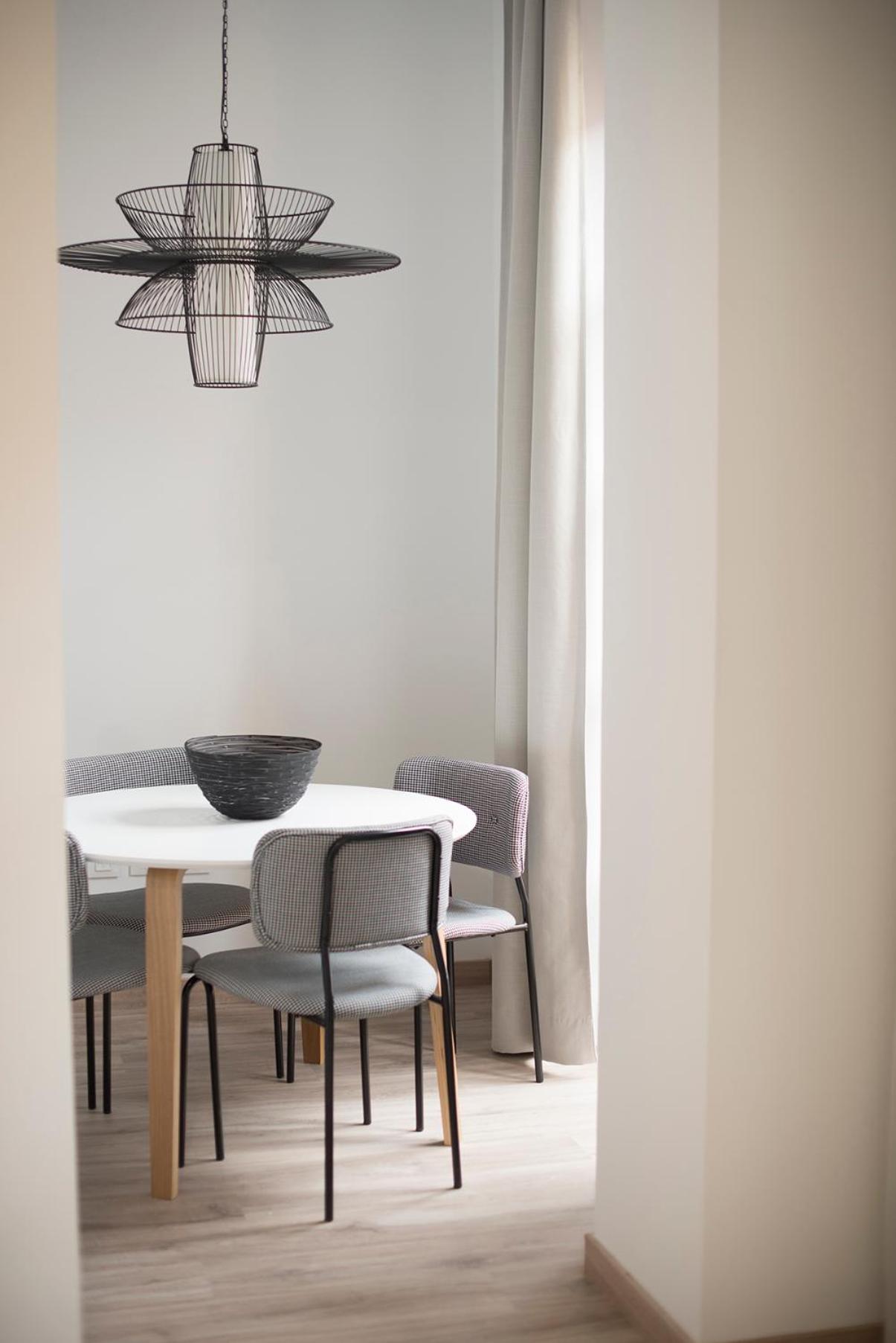 Two-Bedroom Apartment - Photo 17