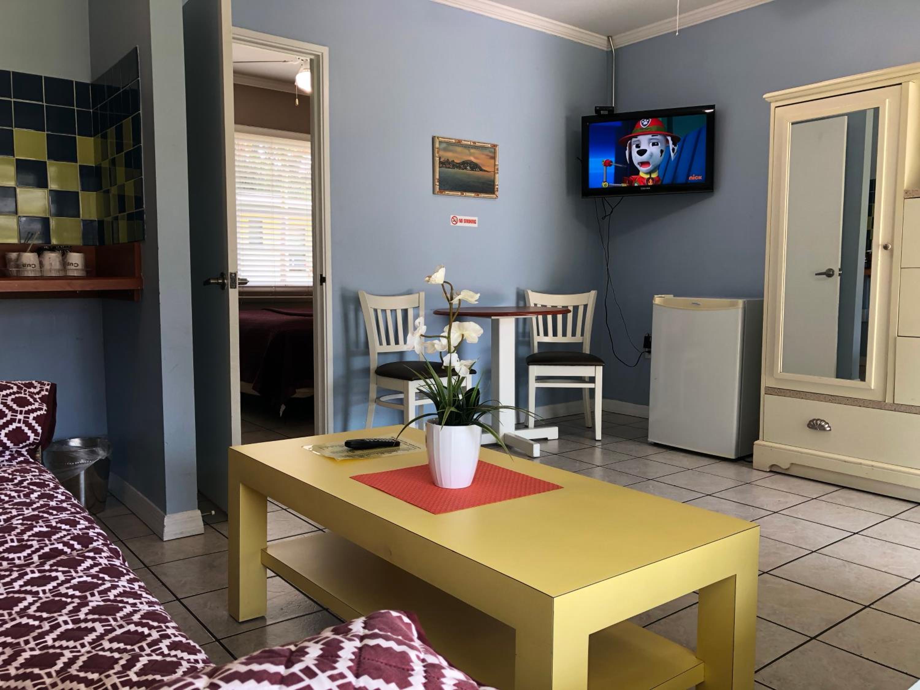 Deluxe Suite