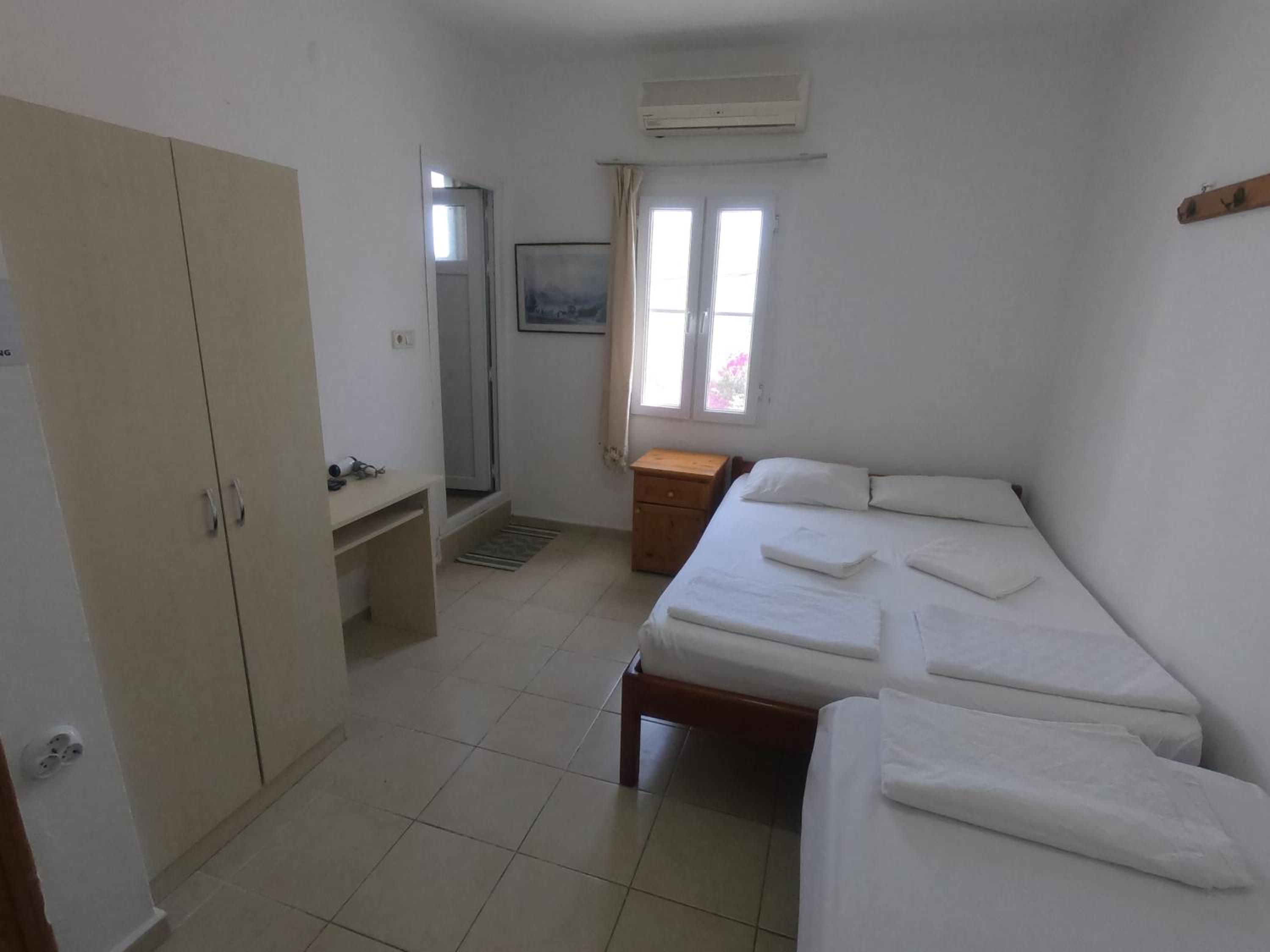 Triple Room - Photo 14