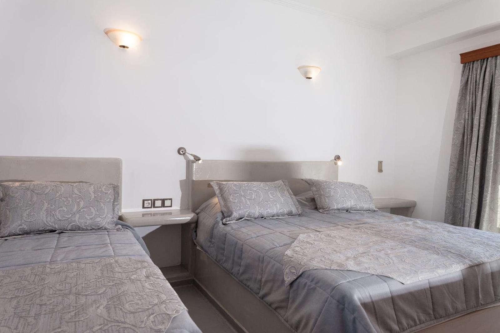 Standard Double Room photo 2