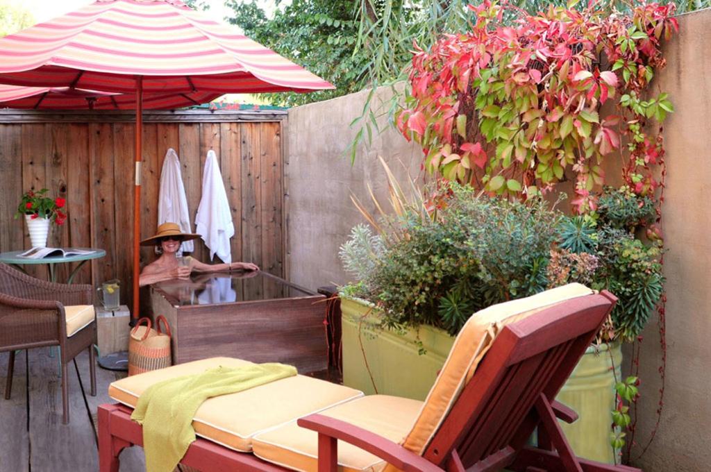 King Room with Garden View photo 2