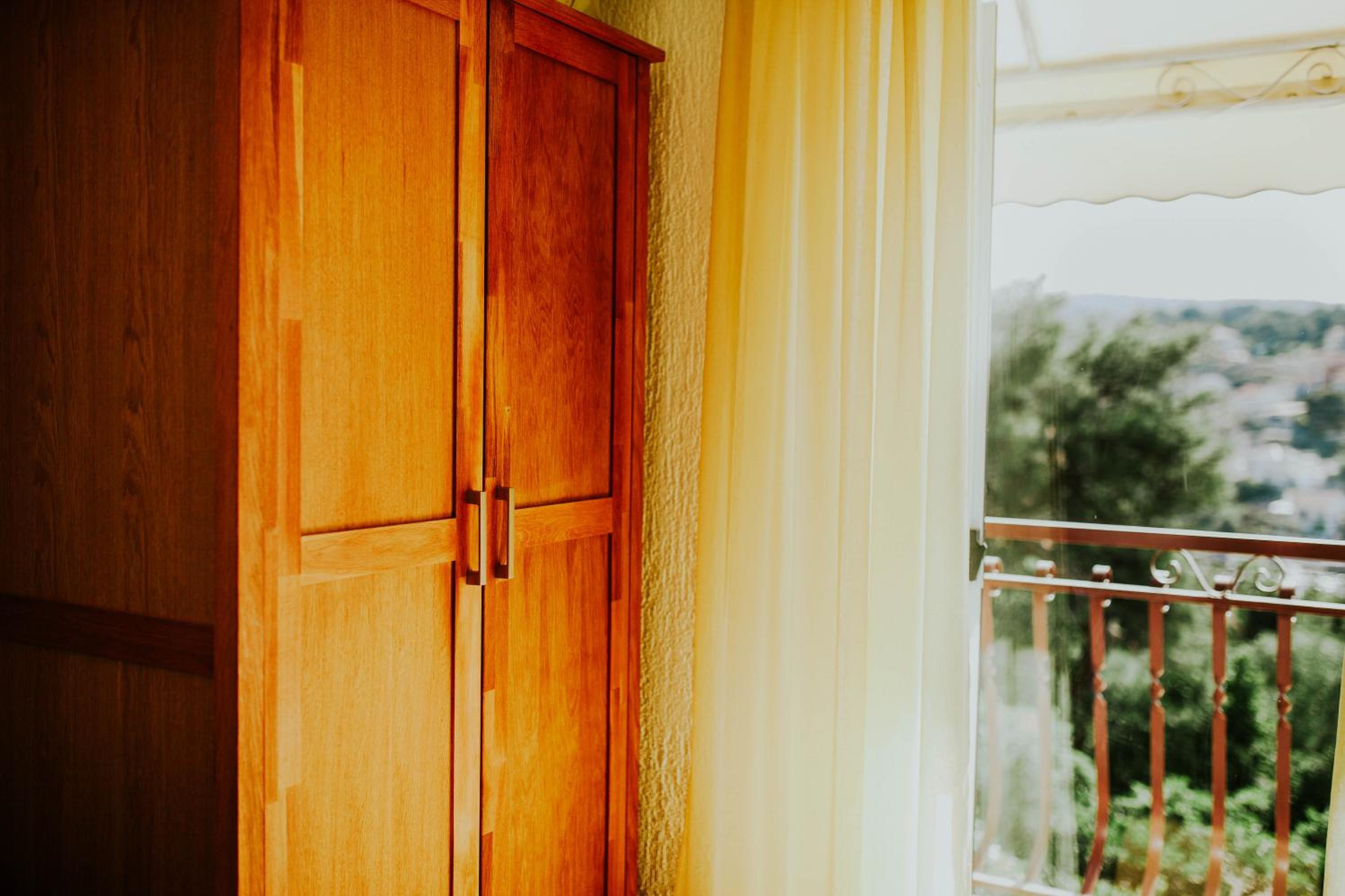 Apartment with Balcony photo 2