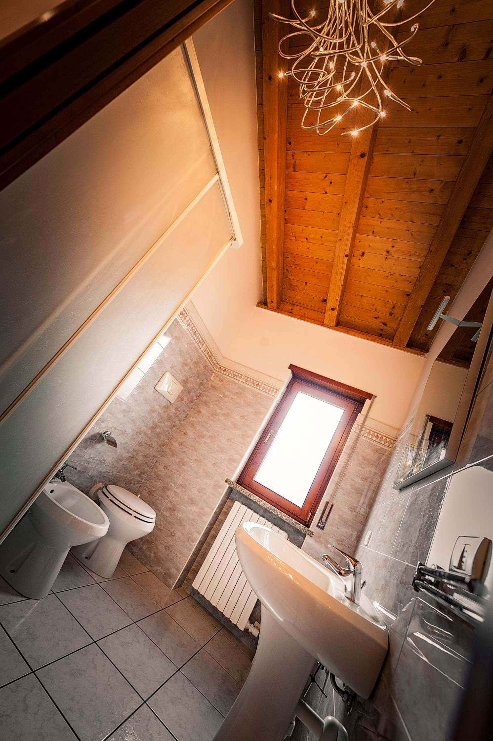 Apartment - Photo 36
