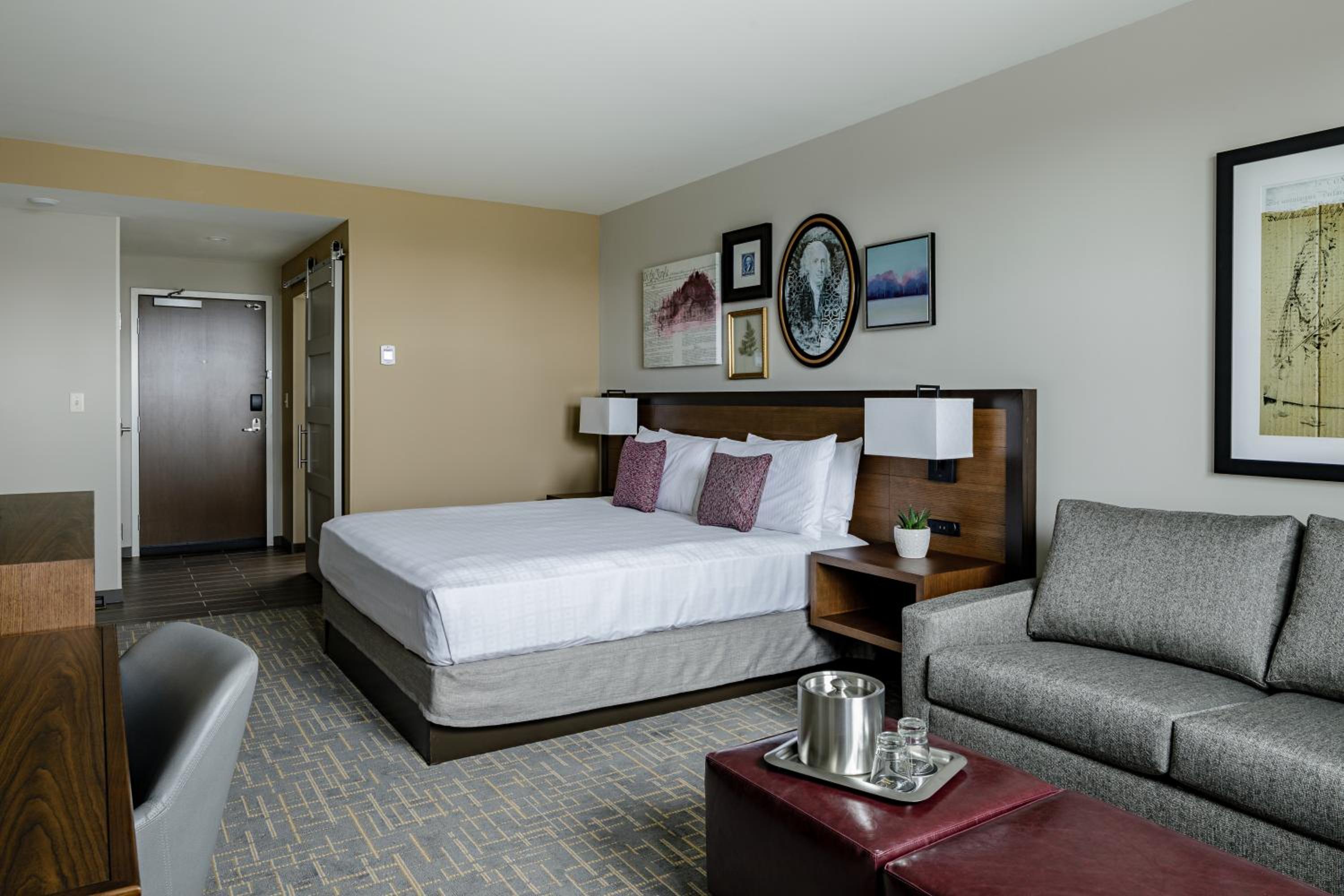 Superior King Room at Hotel Madison & Shenandoah Conference Ctr. in Harrisonburg