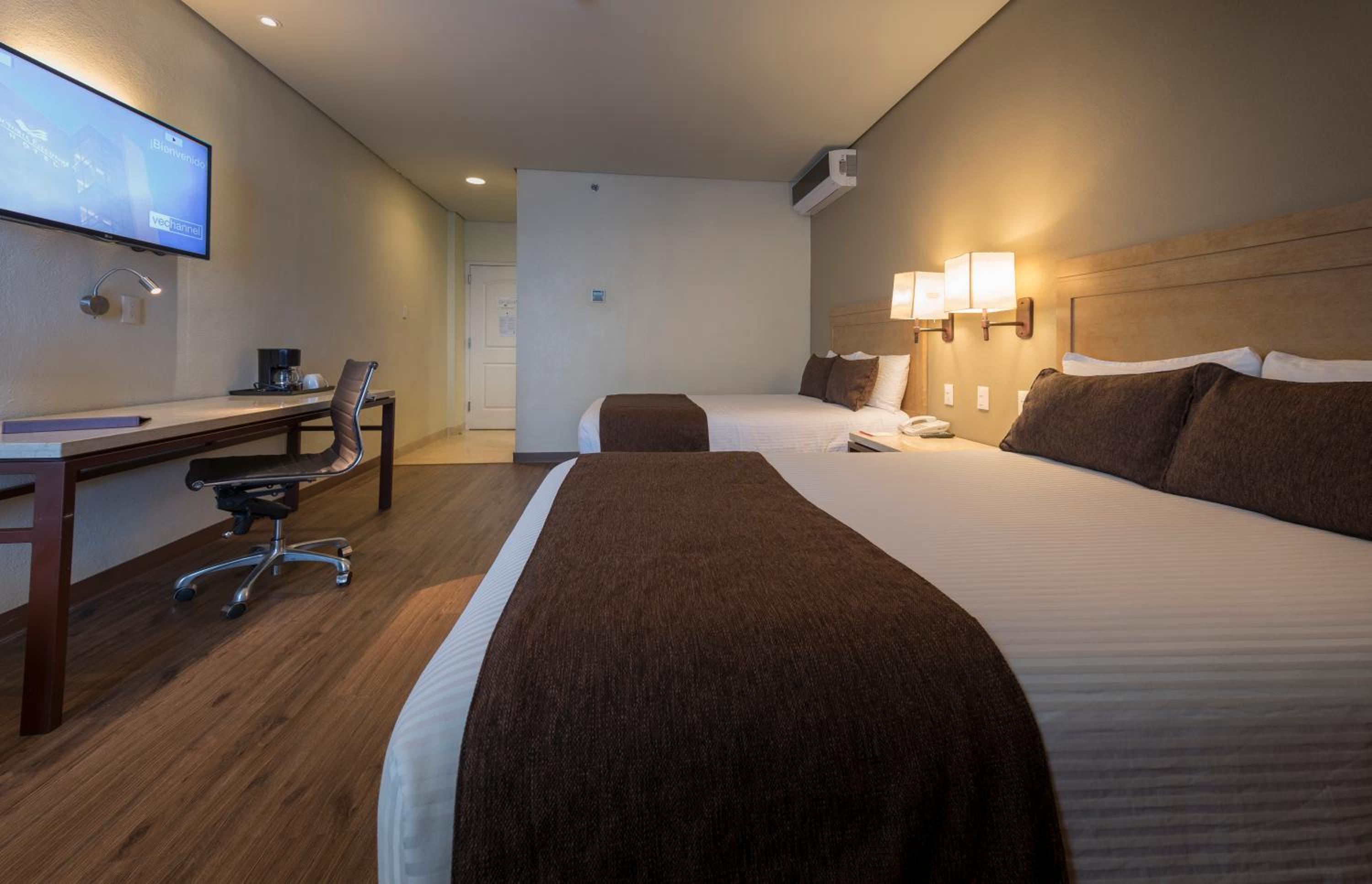 Double Room - Photo 7