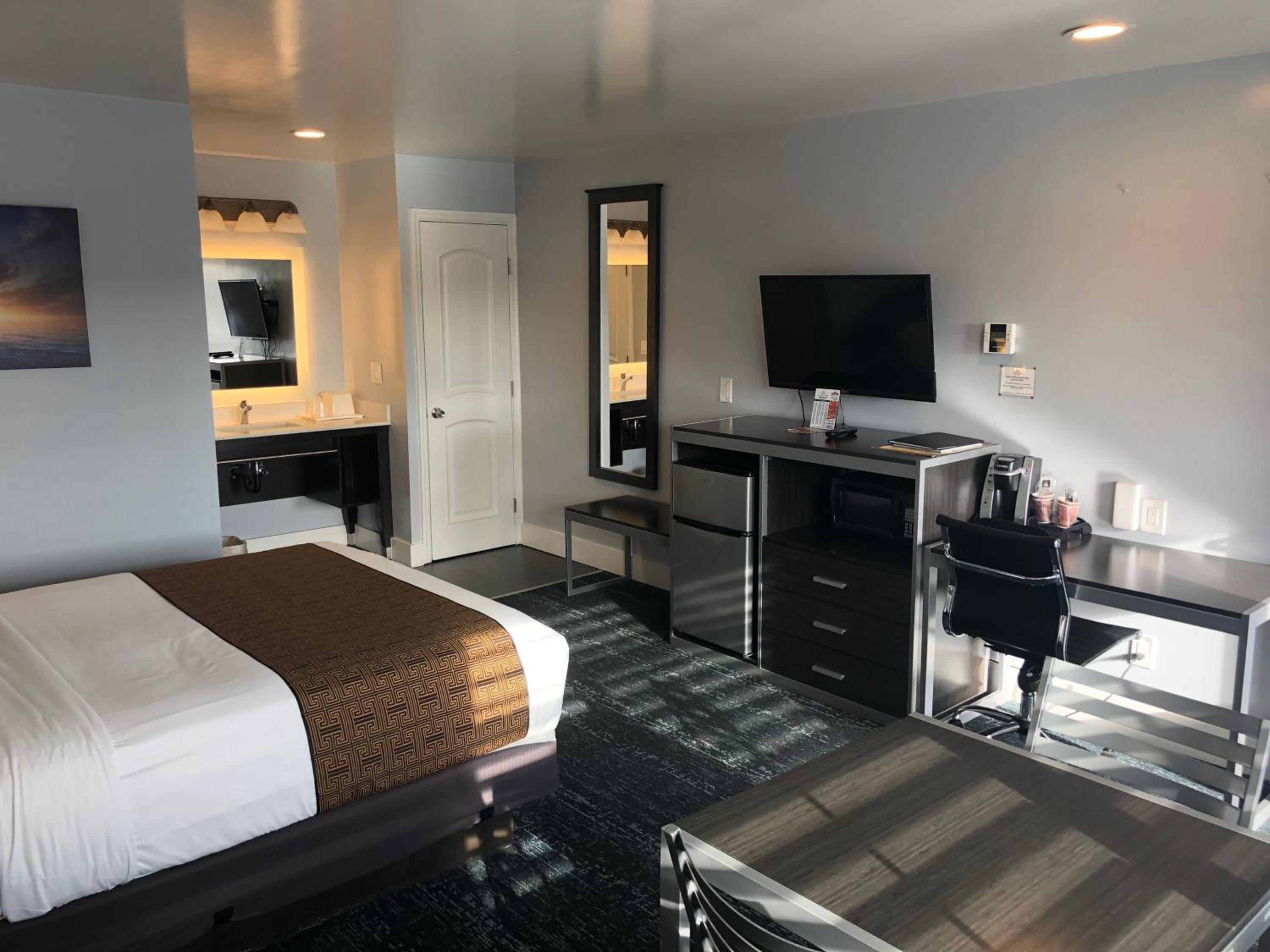 Queen Room - Photo 8