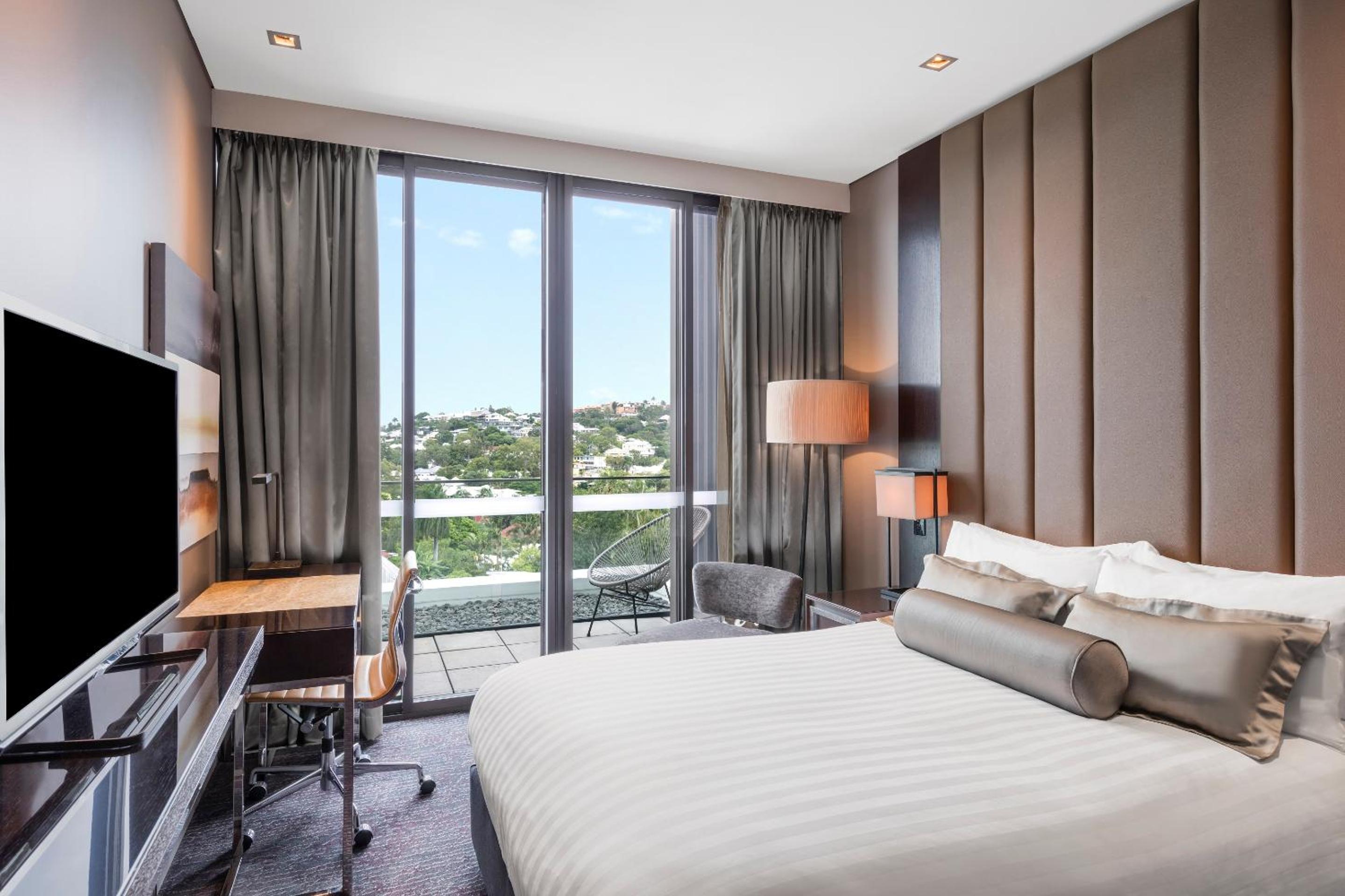 Petrie Room with Balcony