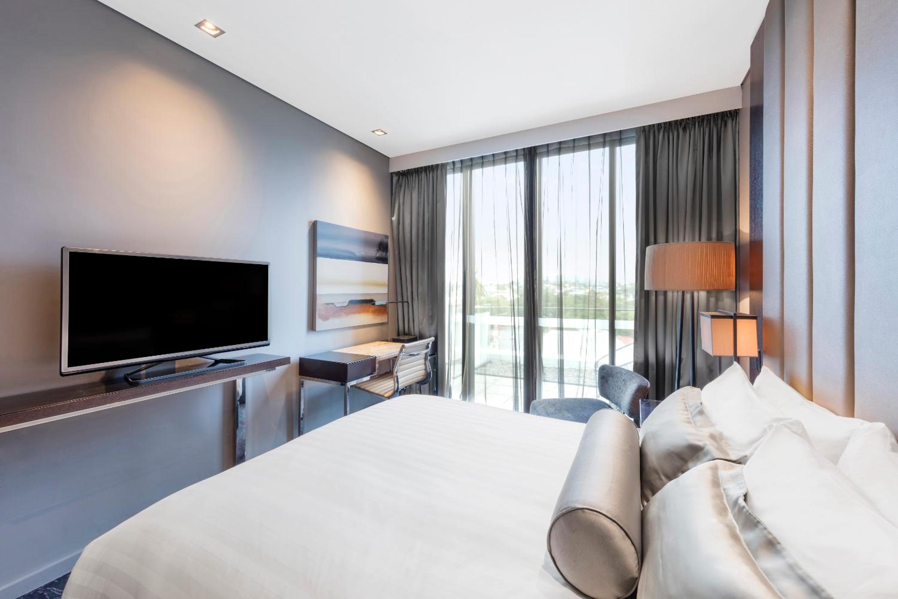 Petrie Room with Balcony