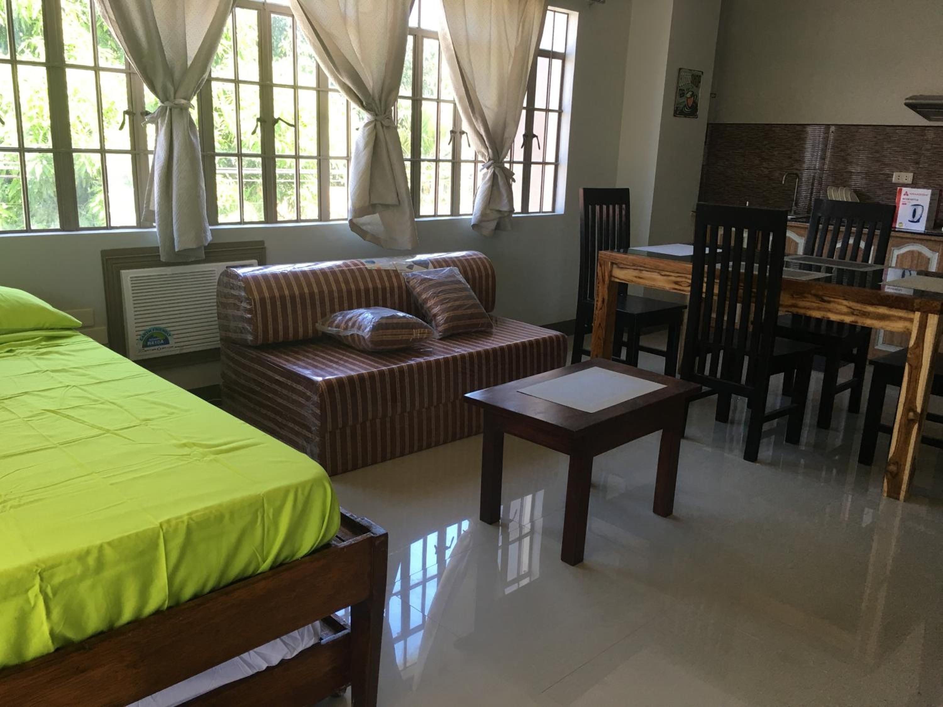 Apartment with Balcony