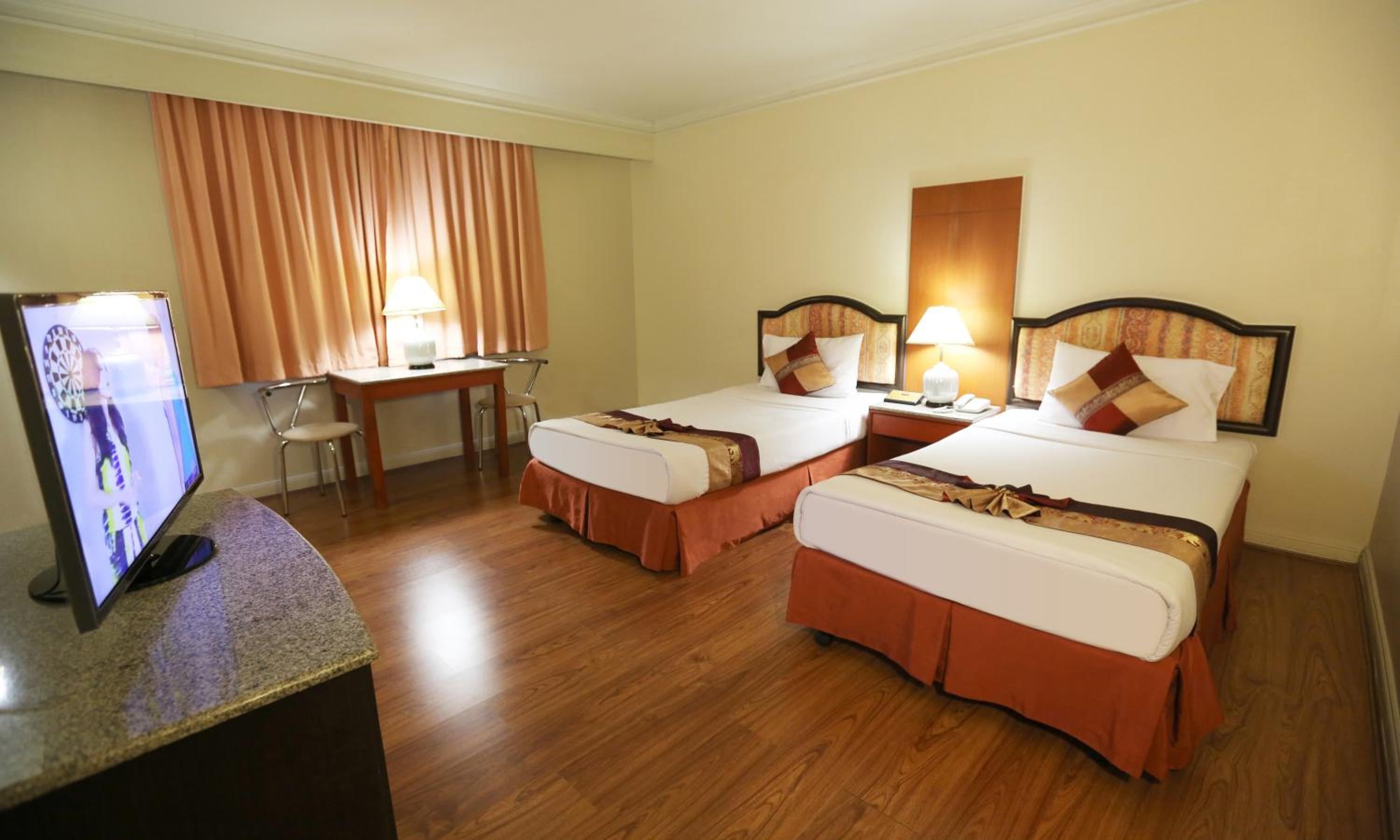 Superior Room Twin Bed photo 2