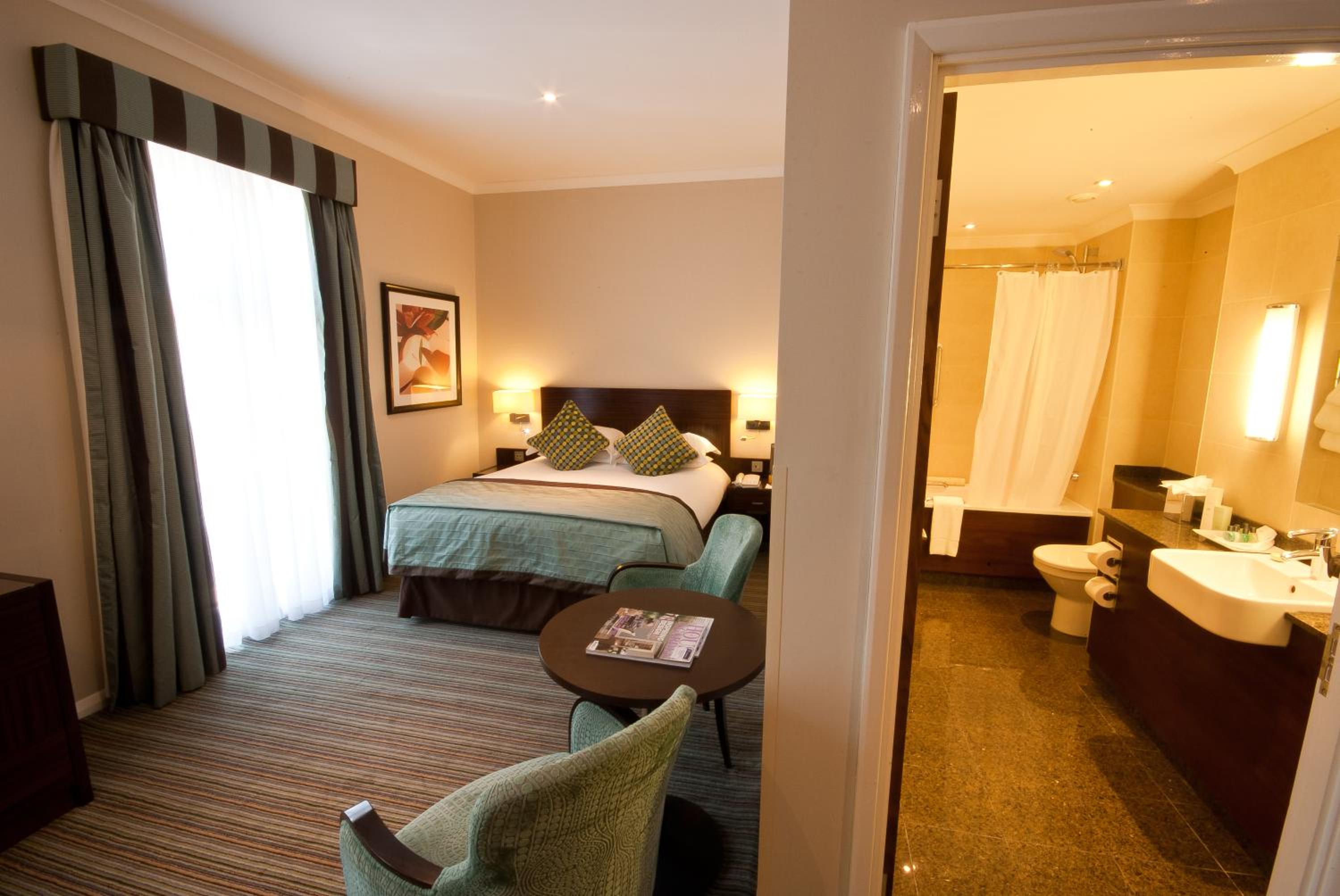 Executive Double Room - Photo 10
