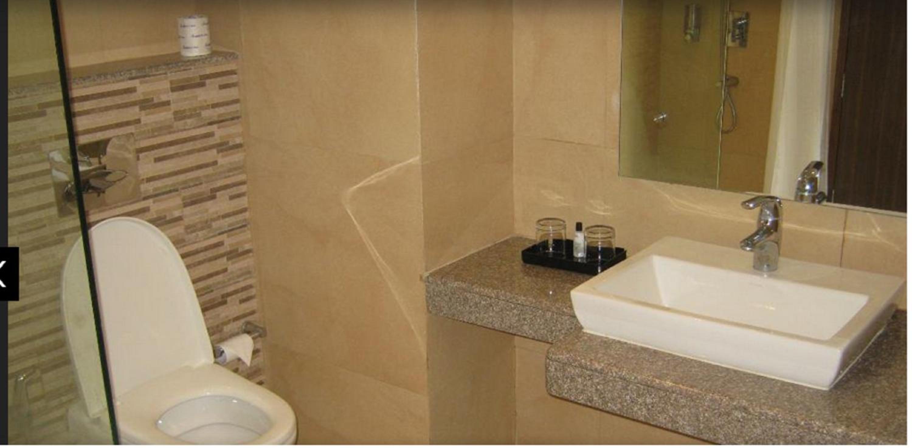 Premier Room With Balcony - Photo 1