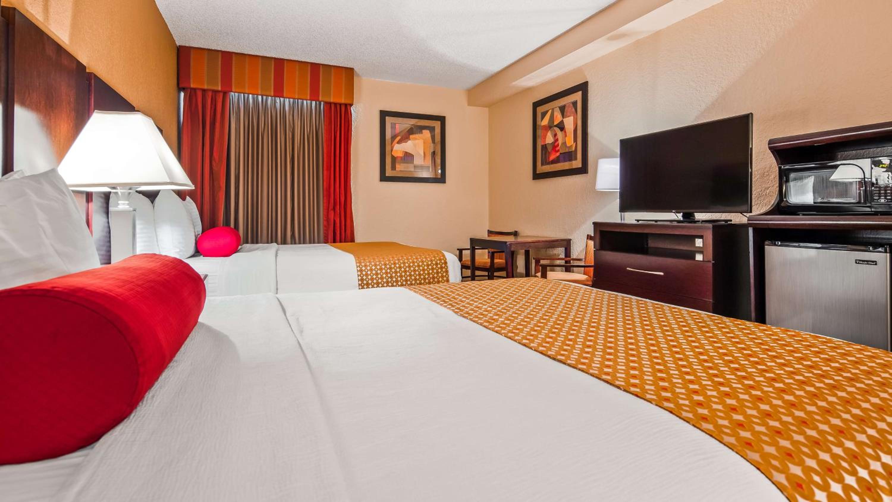Queen Room with Two Queen Beds - Non-Smoking