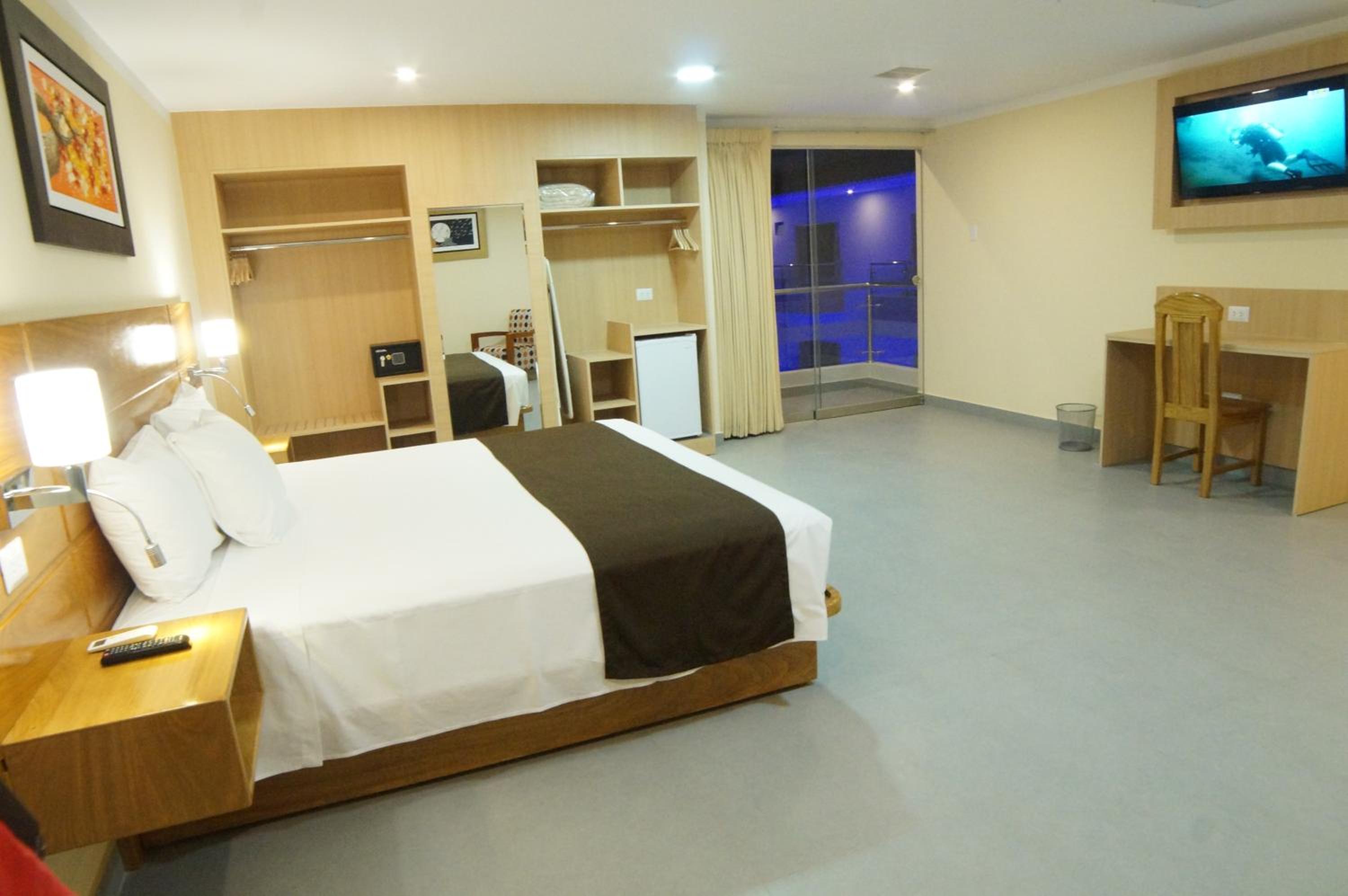 Junior Suite with Balcony