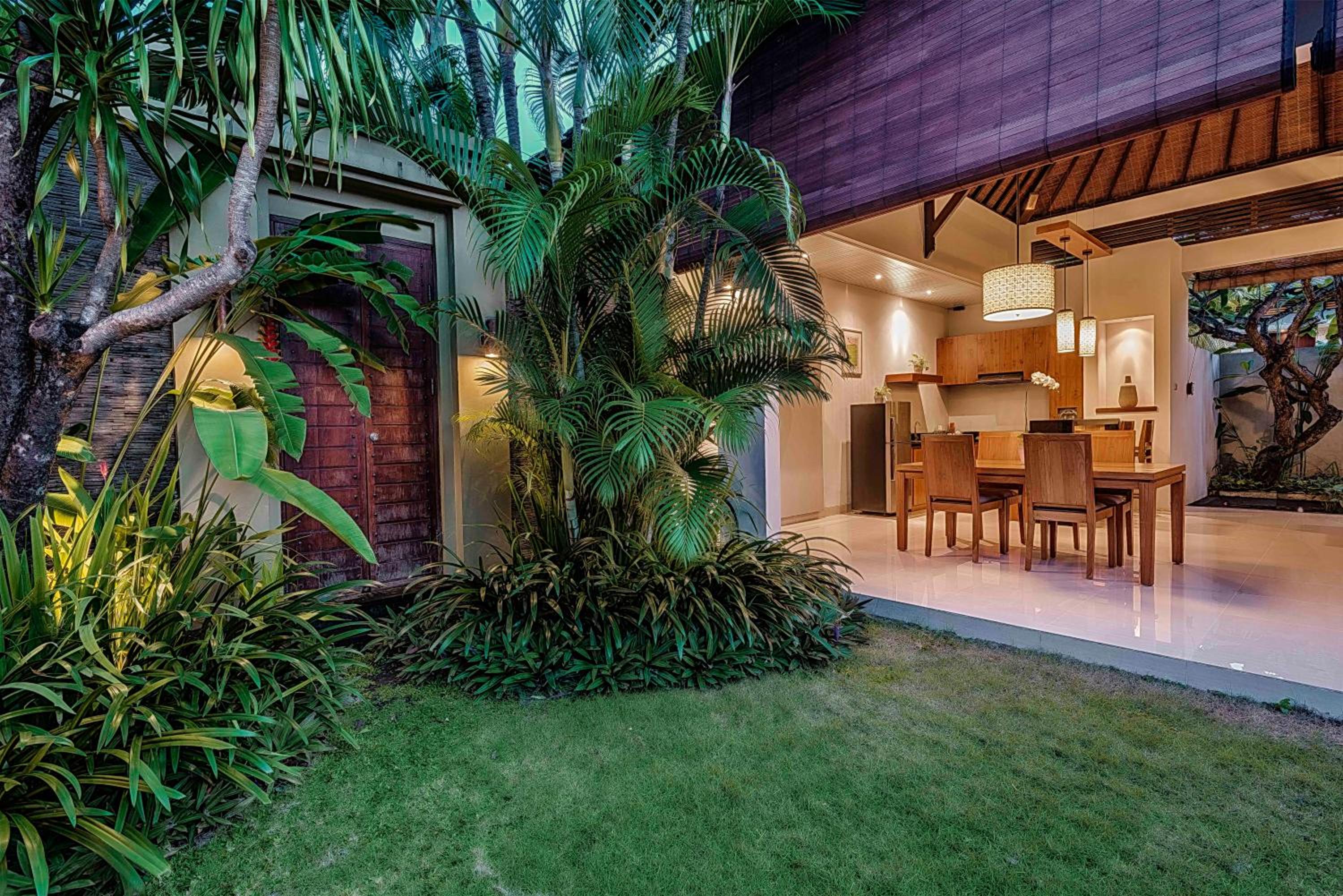 One-Bedroom Villa with Private Pool - Photo 12