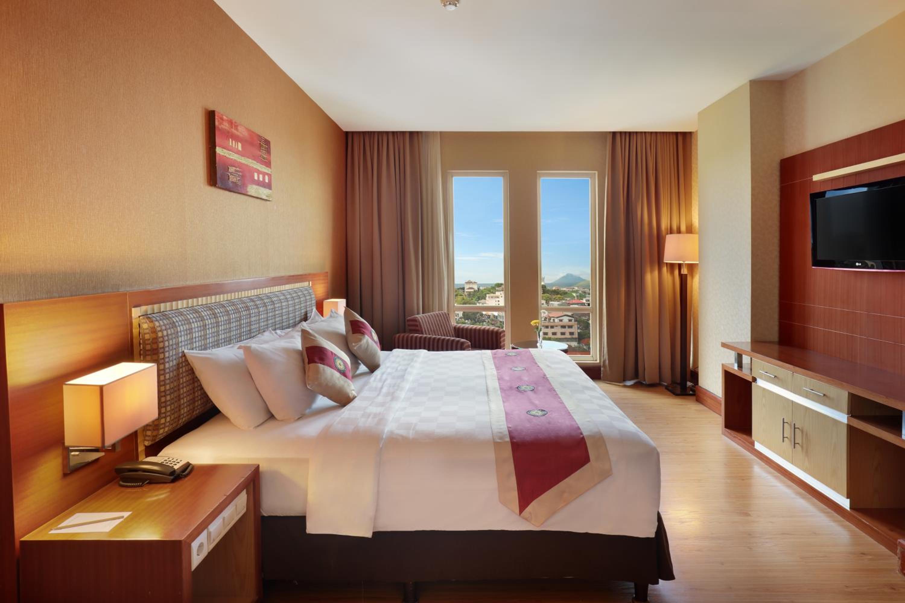 Junior Suite - Photo 1