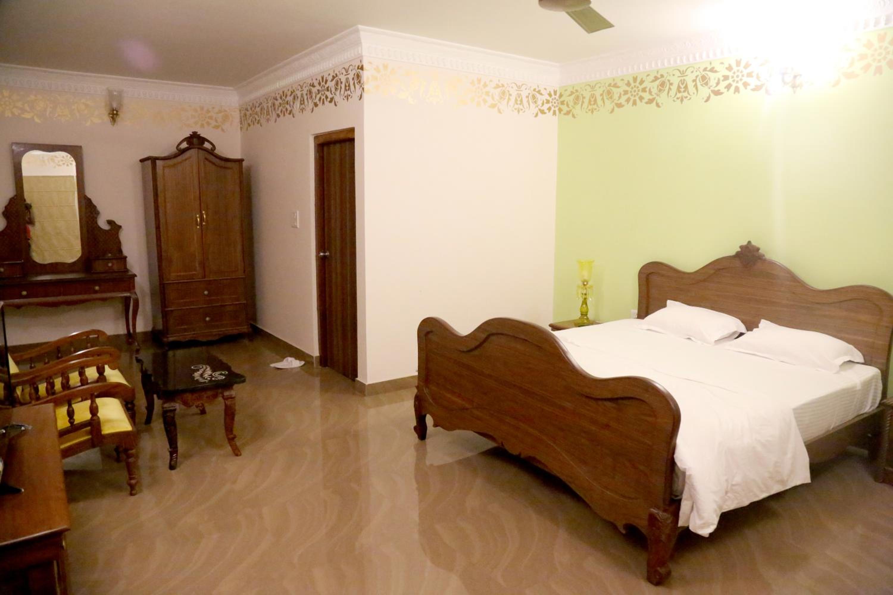 Deluxe Suite - Photo 19