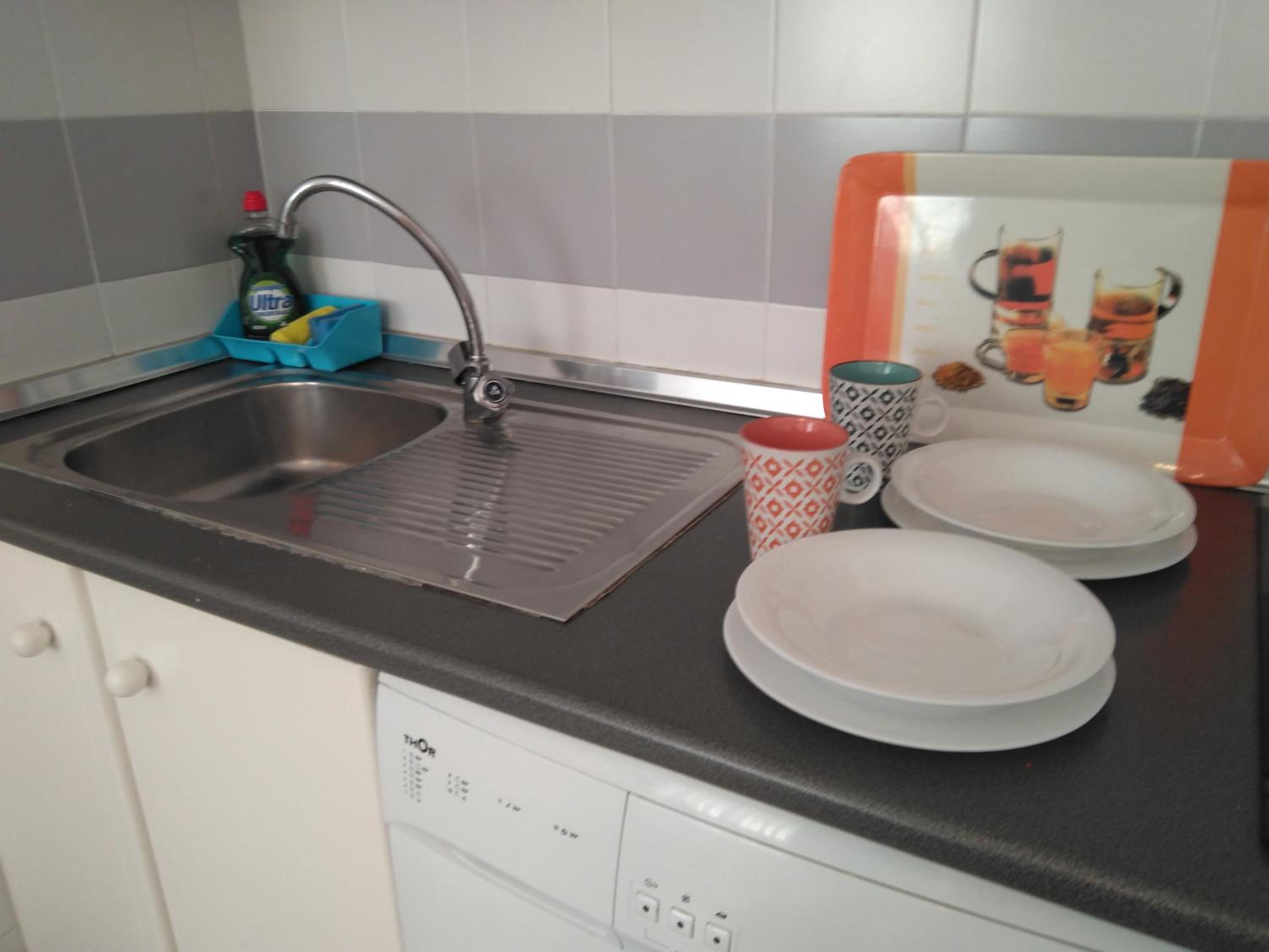 Studio Apartment - Photo 8