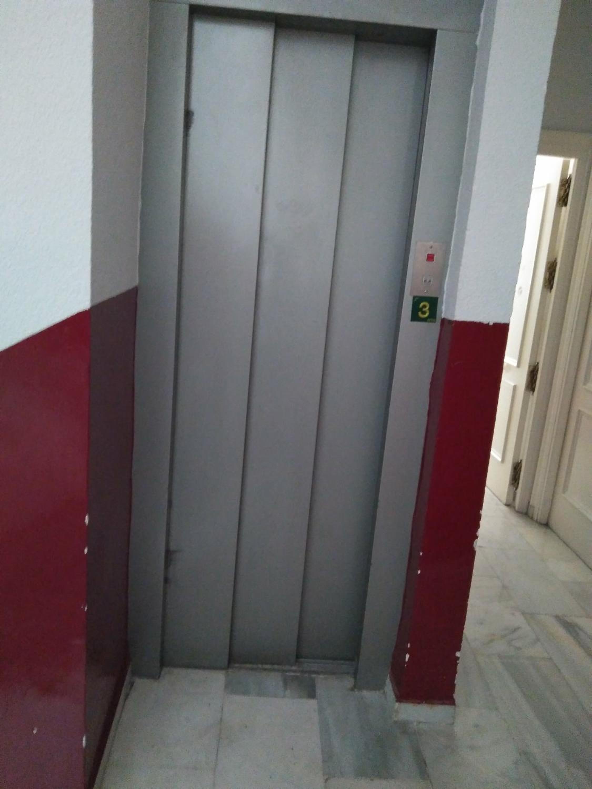 Studio Apartment - Photo 24