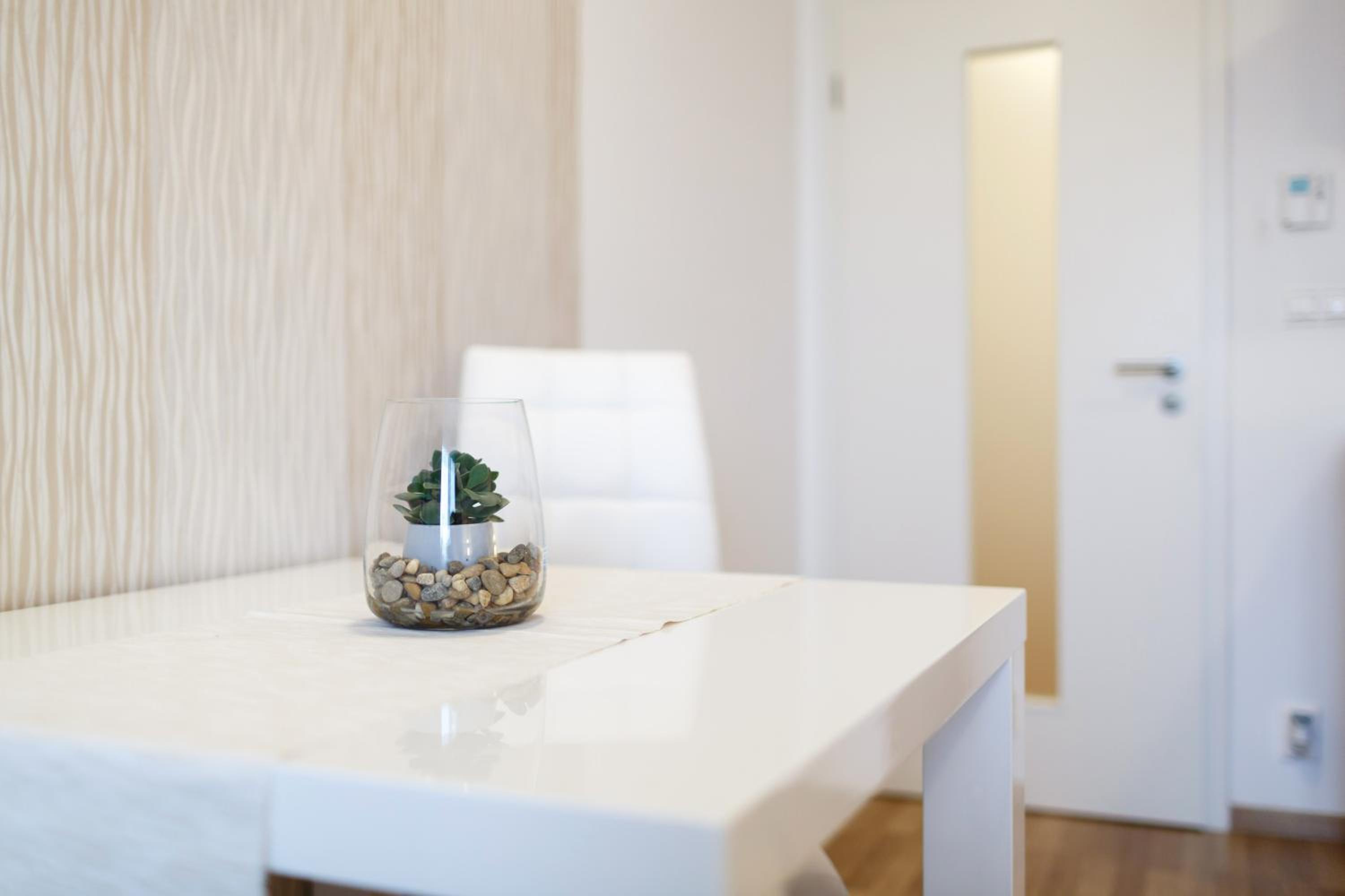 Apartment - Photo 33