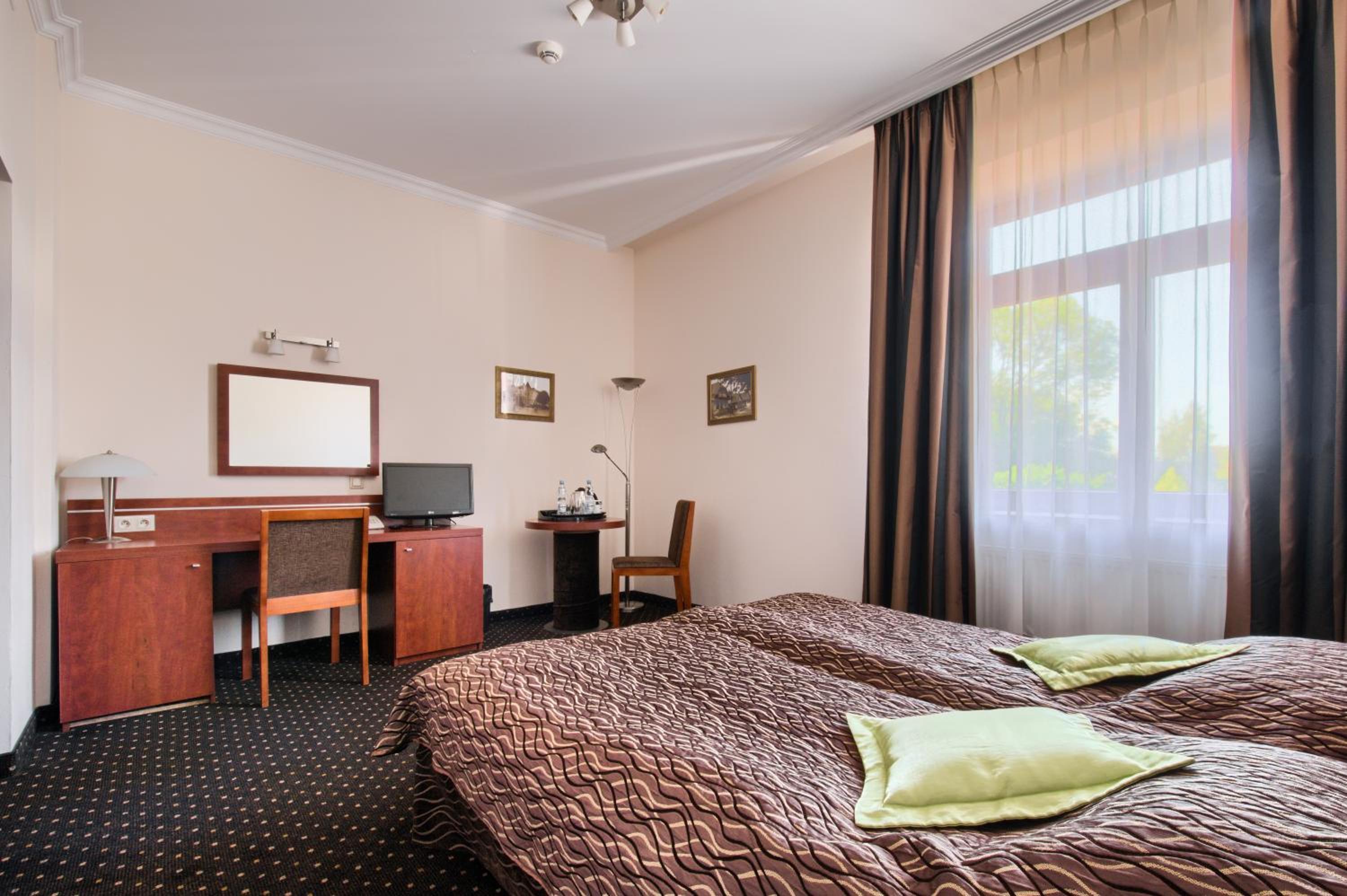 Double or Twin Room - Photo 1