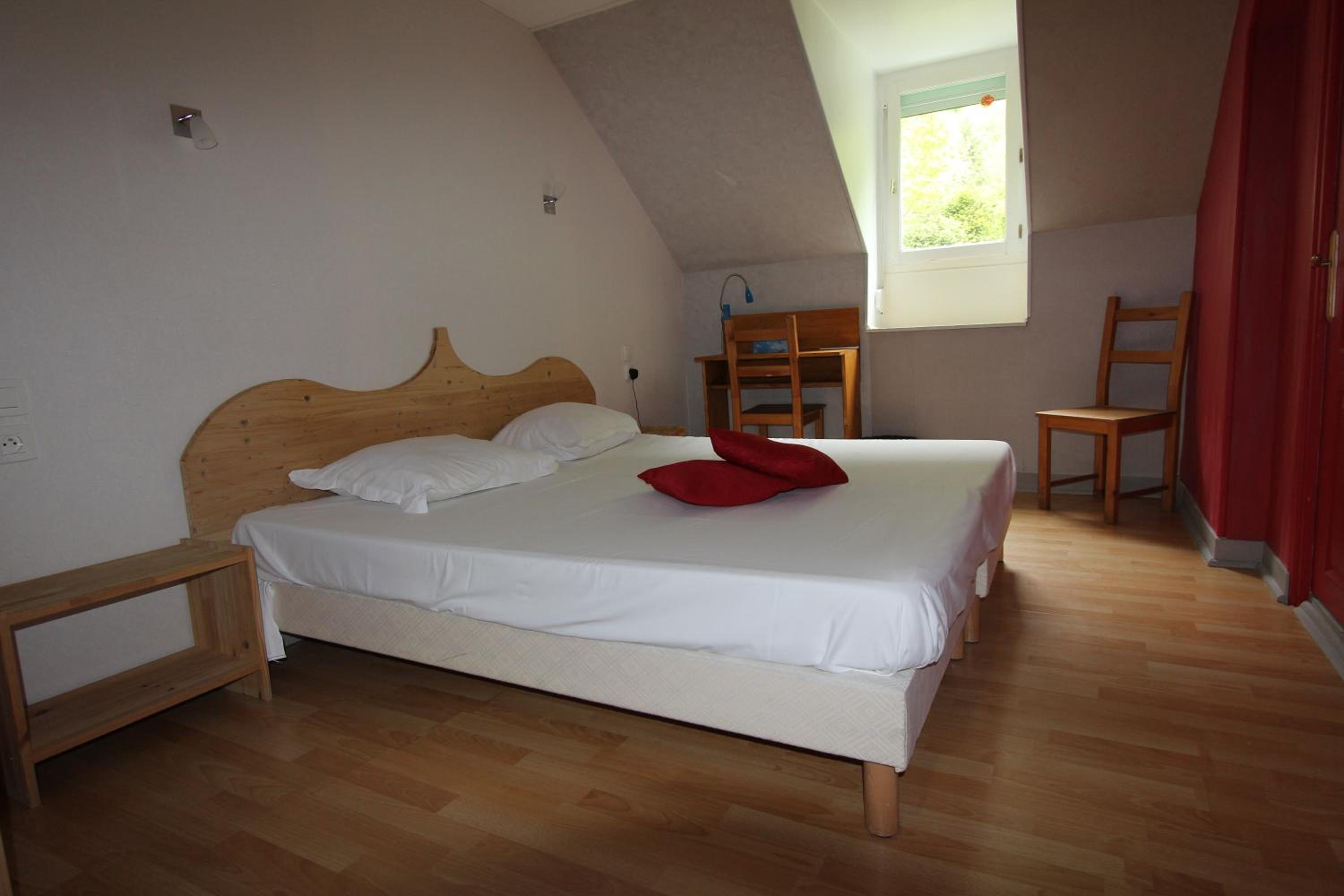 Double Room - Photo 5