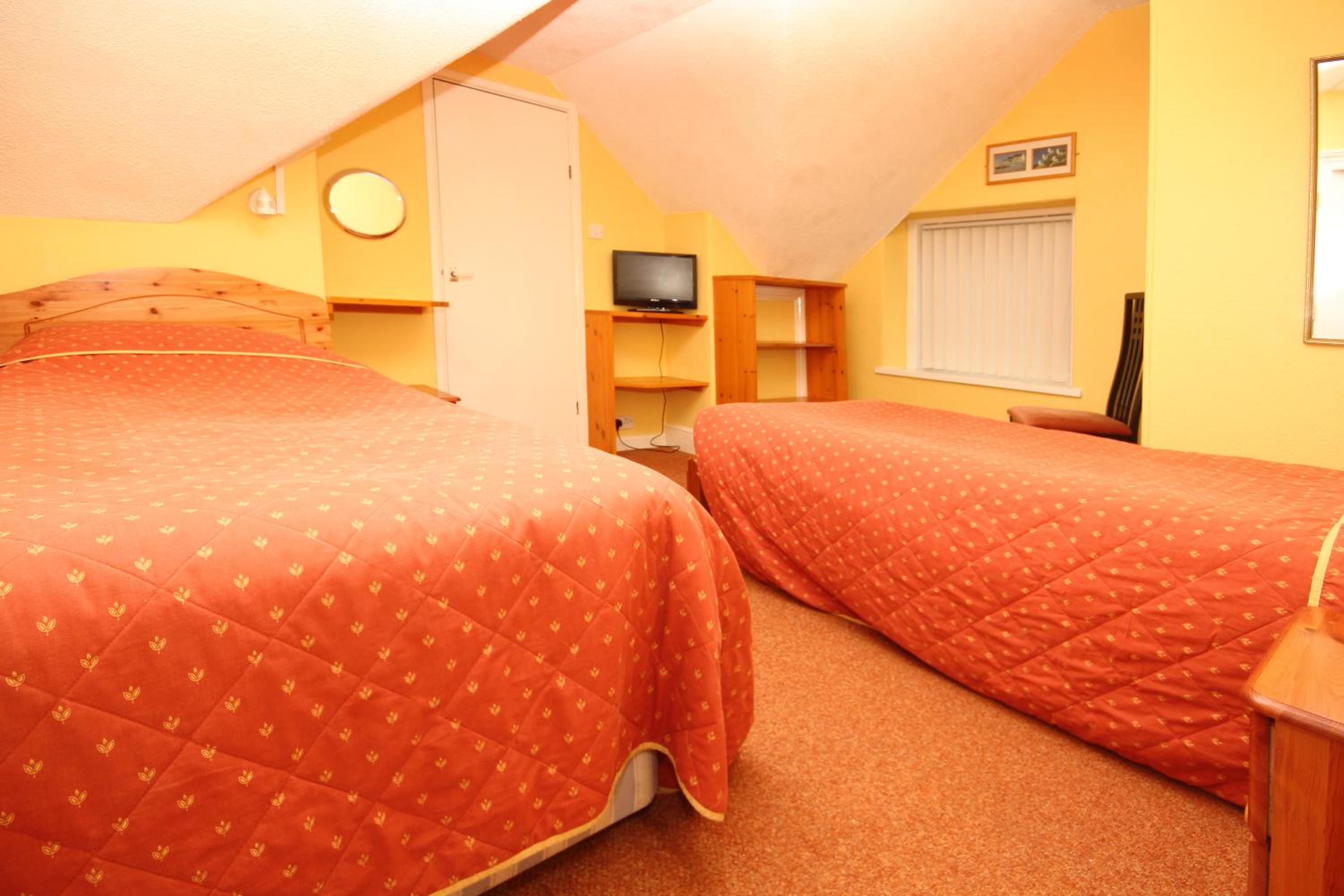 Twin Room photo 1