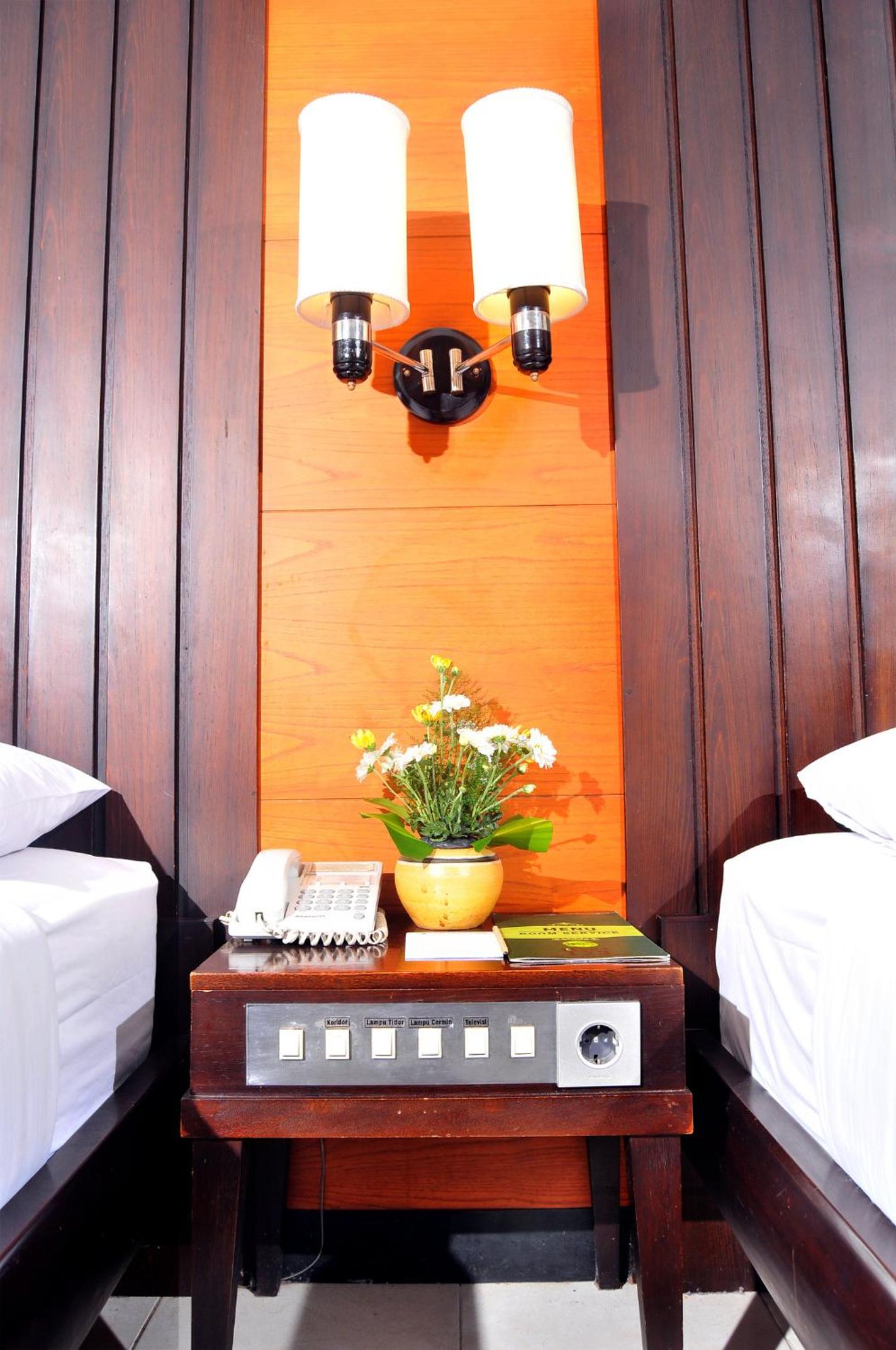 Deluxe Double or Twin Room with Balcony photo 3