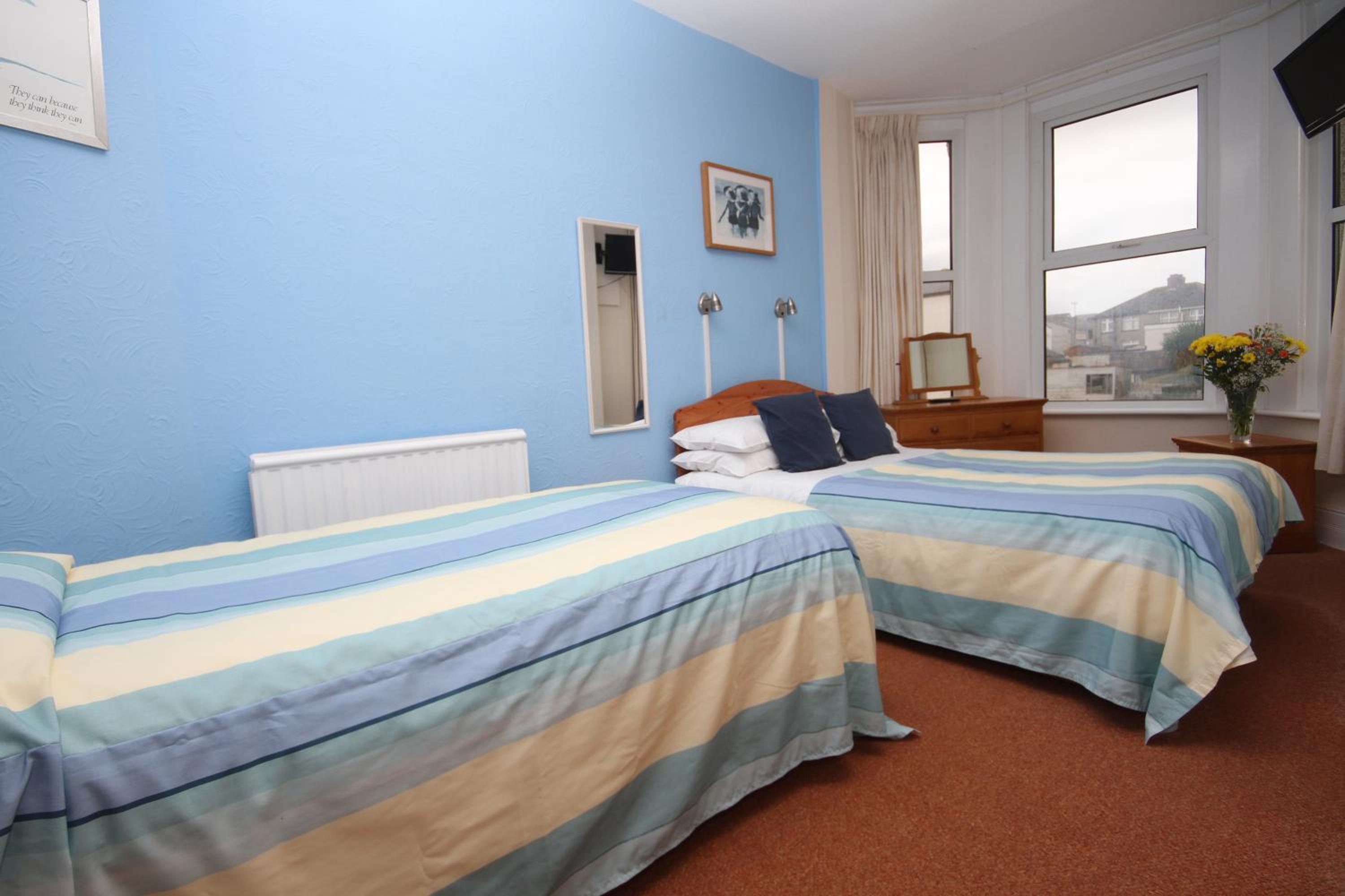 Triple Room photo 2