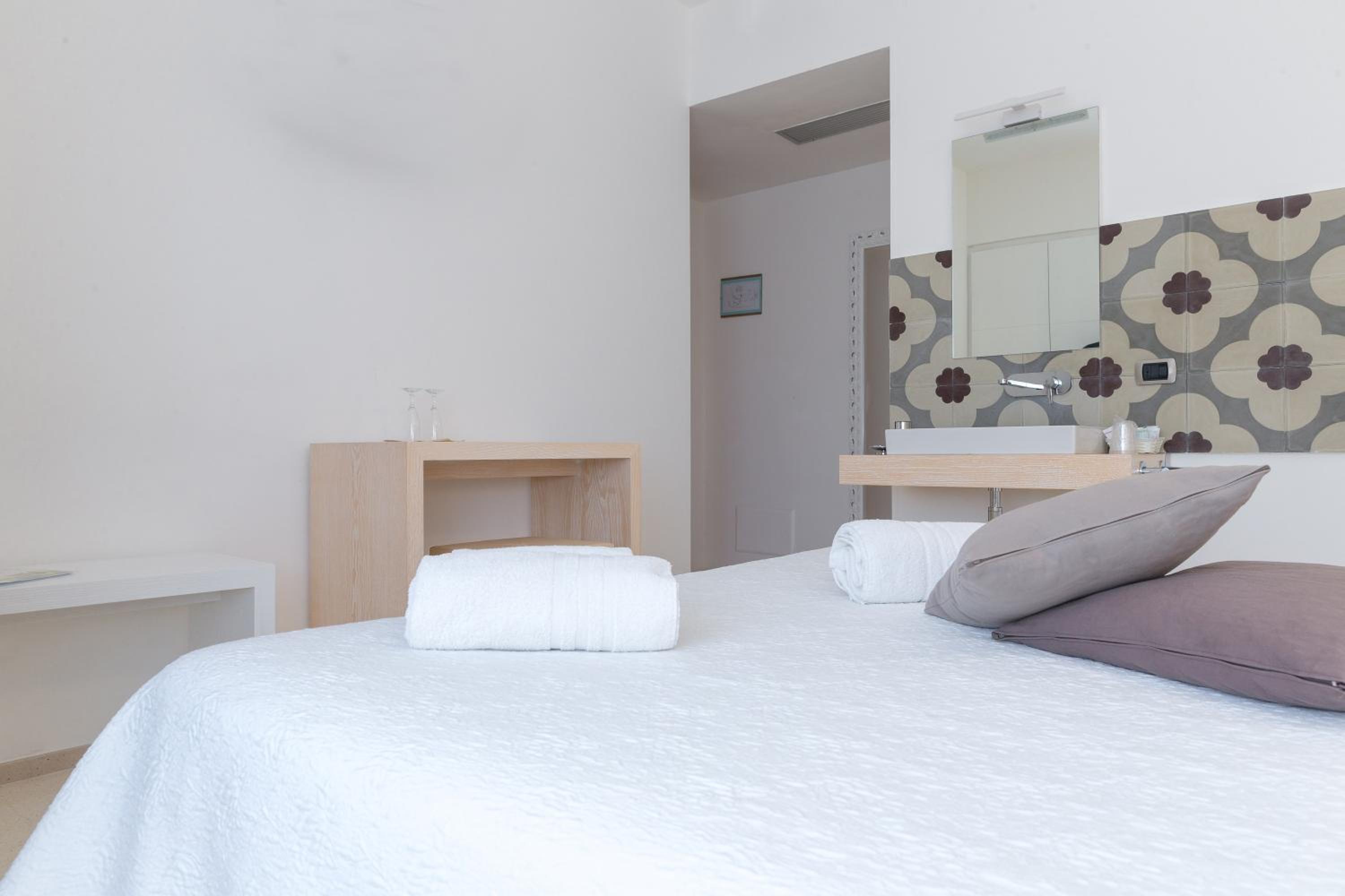Superior Double Room - Photo 15