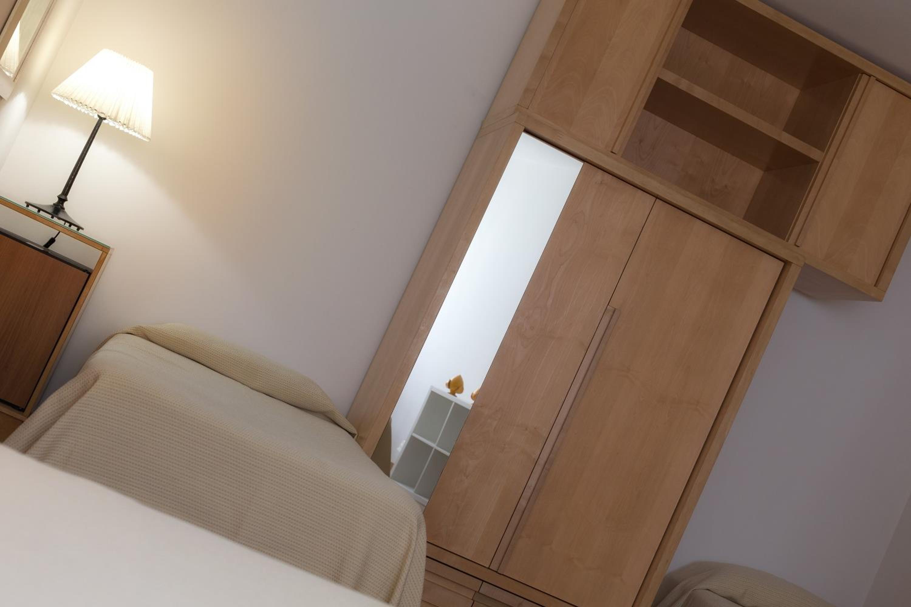 Superior Quadruple Room - Photo 6