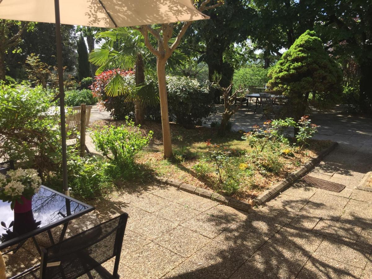 Double Room with Park View - Photo 15