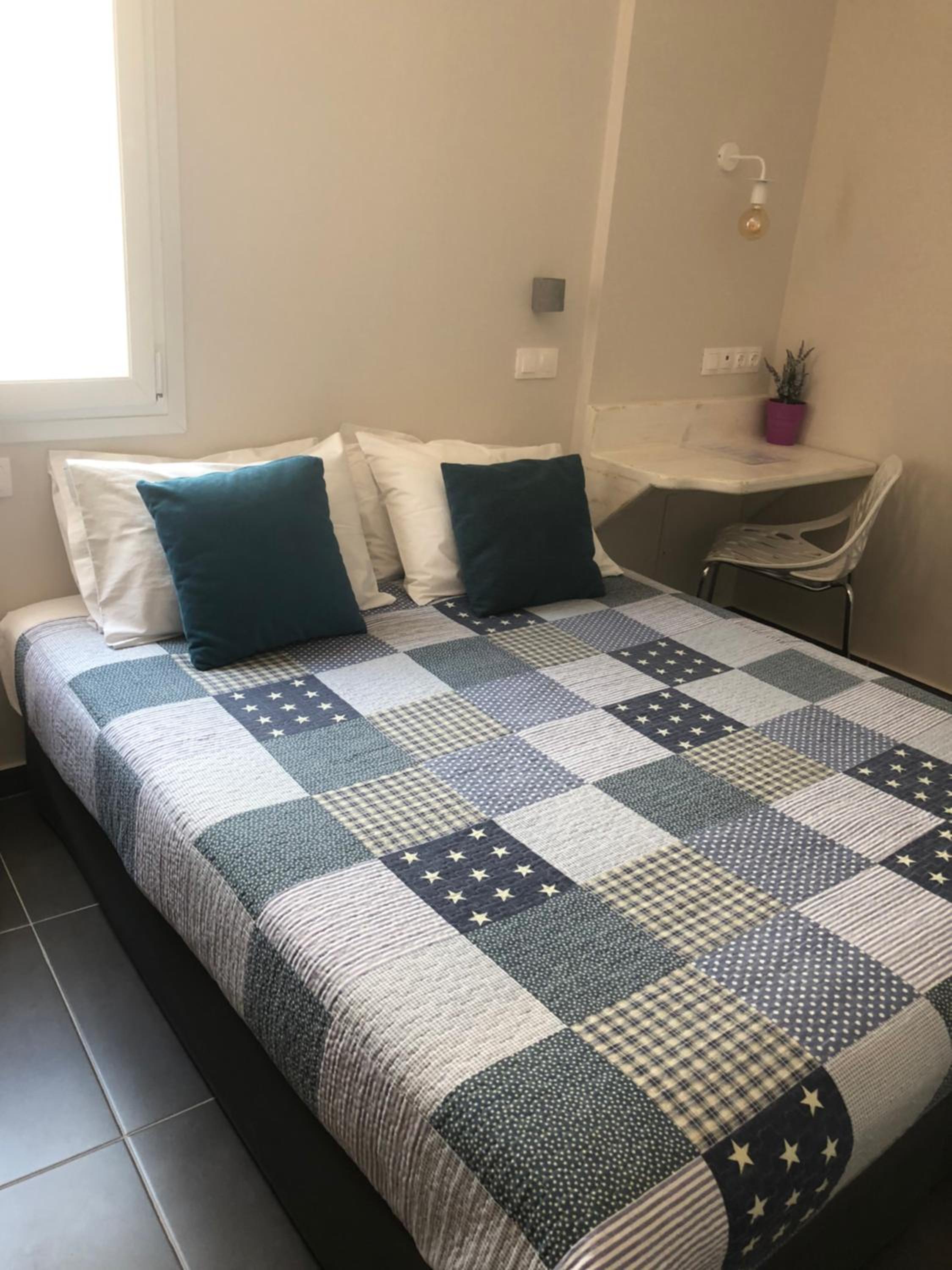 Budget Double or Twin Room - Photo 2