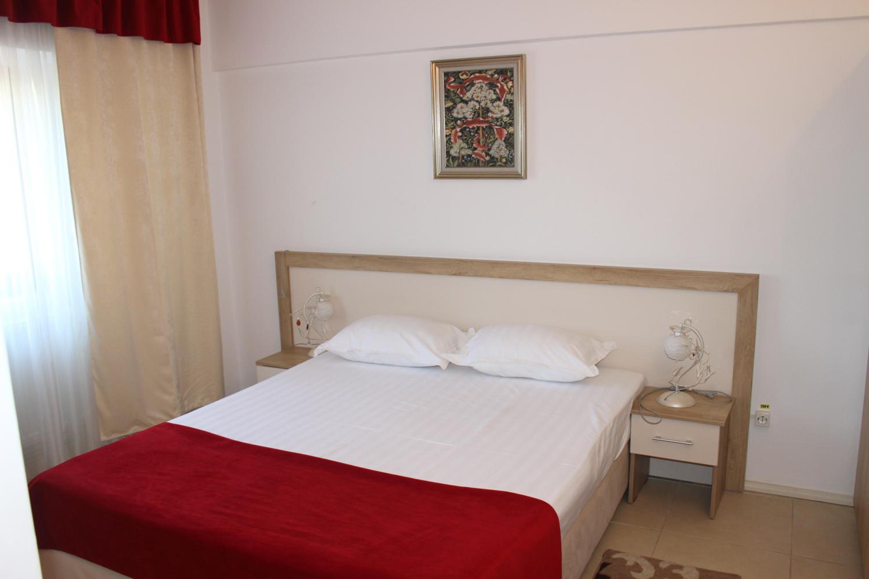 Triple Room with Bathroom photo 3