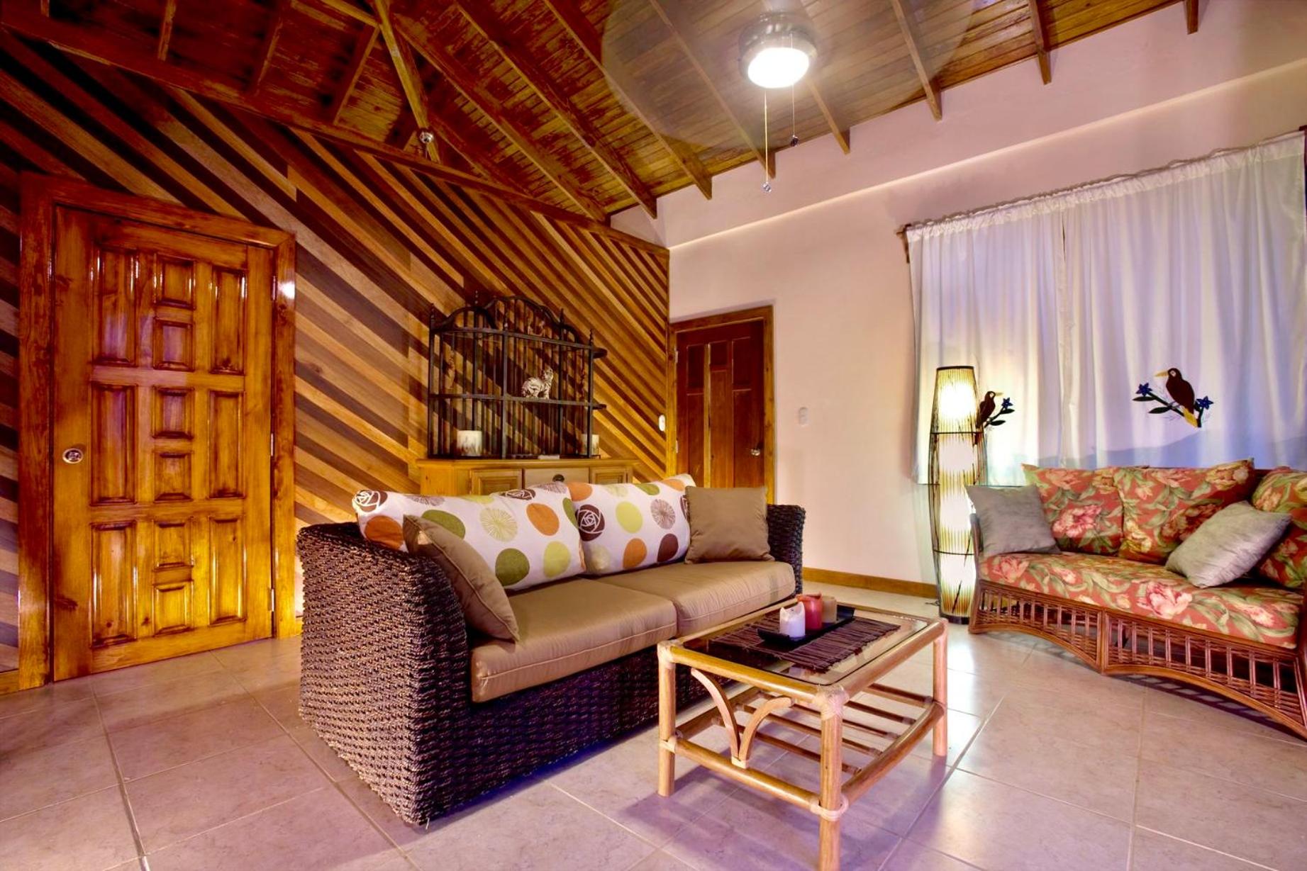 One-Bedroom House photo 3