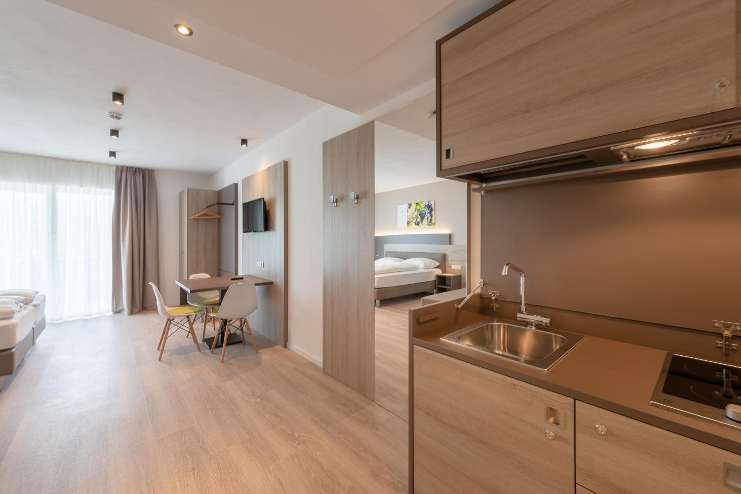 Junior Suite with Balcony photo 2