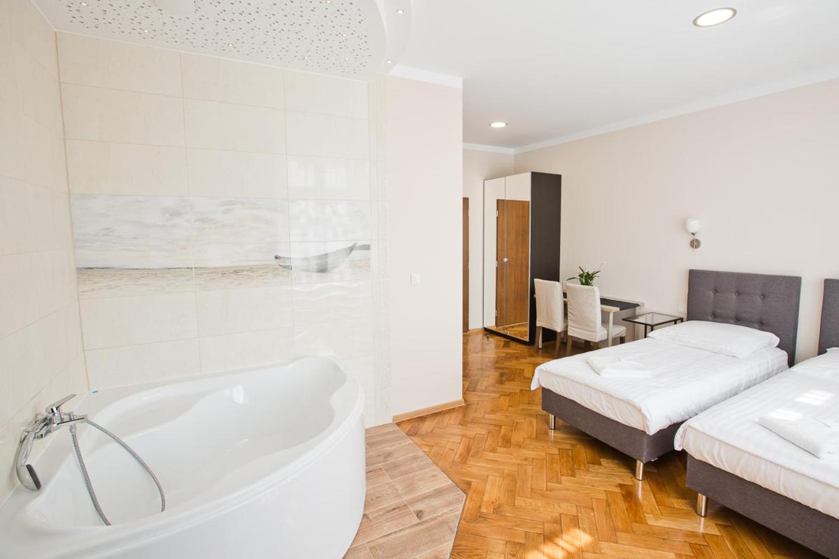 Deluxe Apartment (2 Adults) - Photo 6