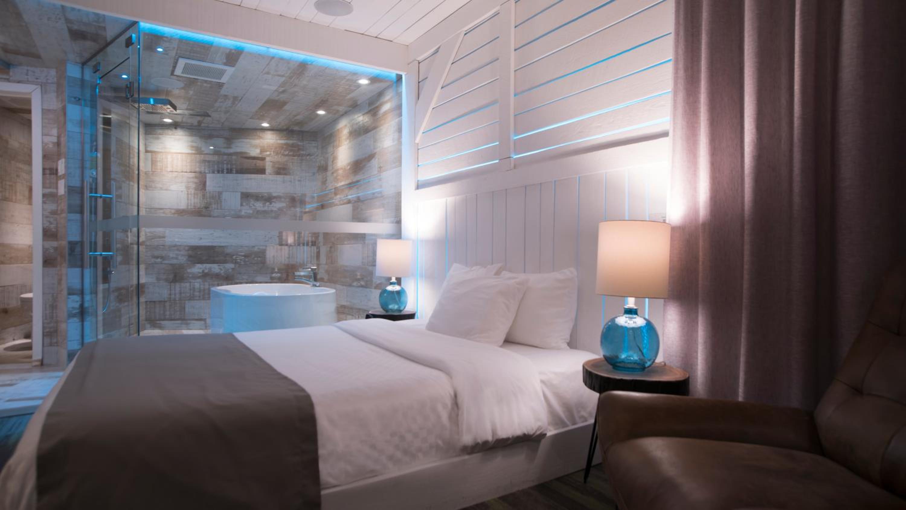 Queen Suite