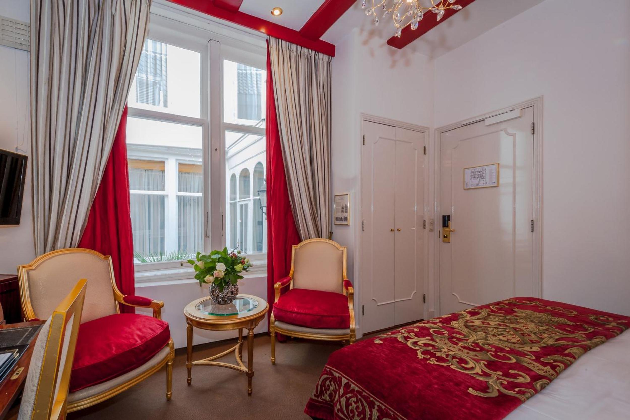 Classic Double or Twin Room photo 2