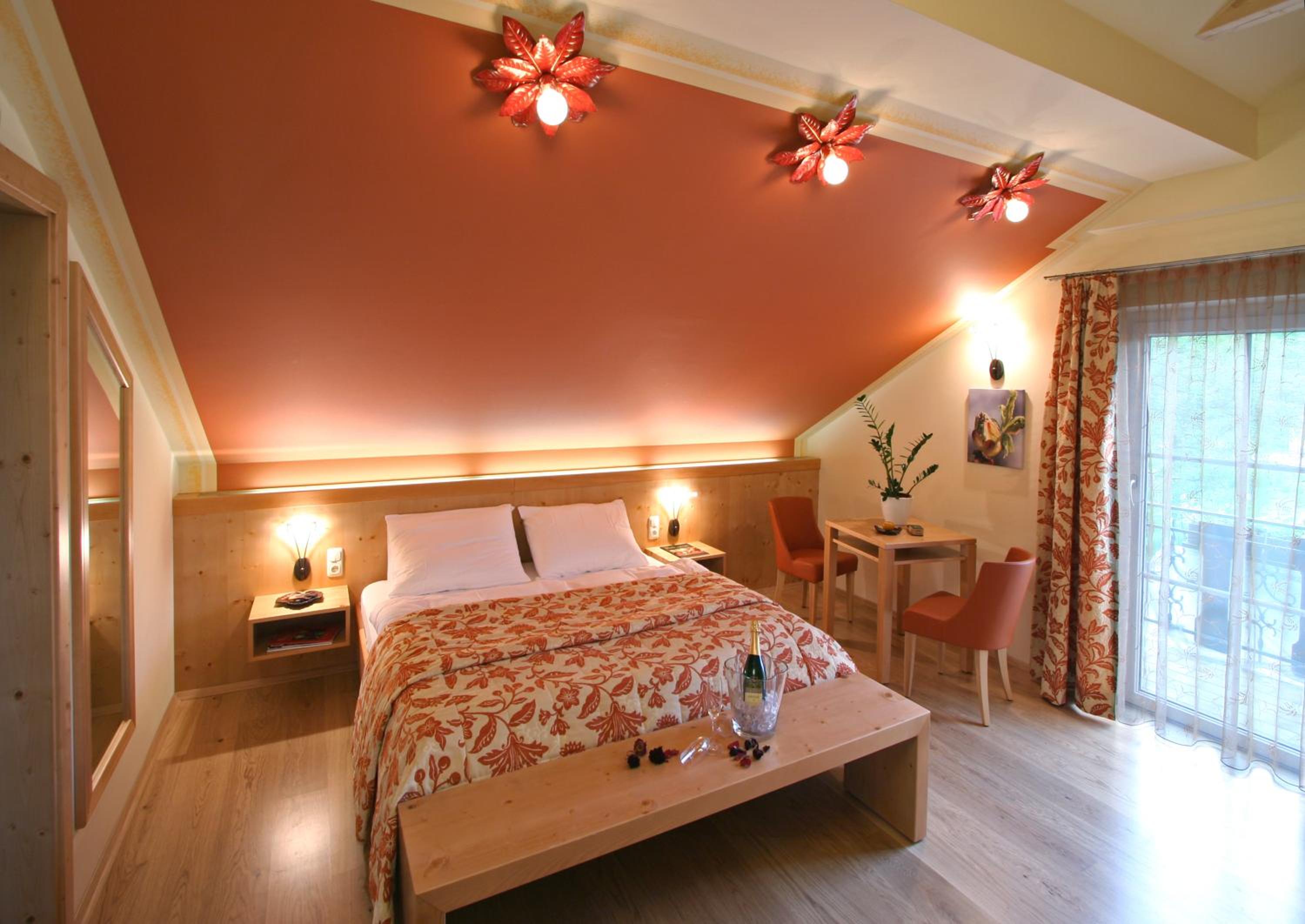 Double Room - Photo 5