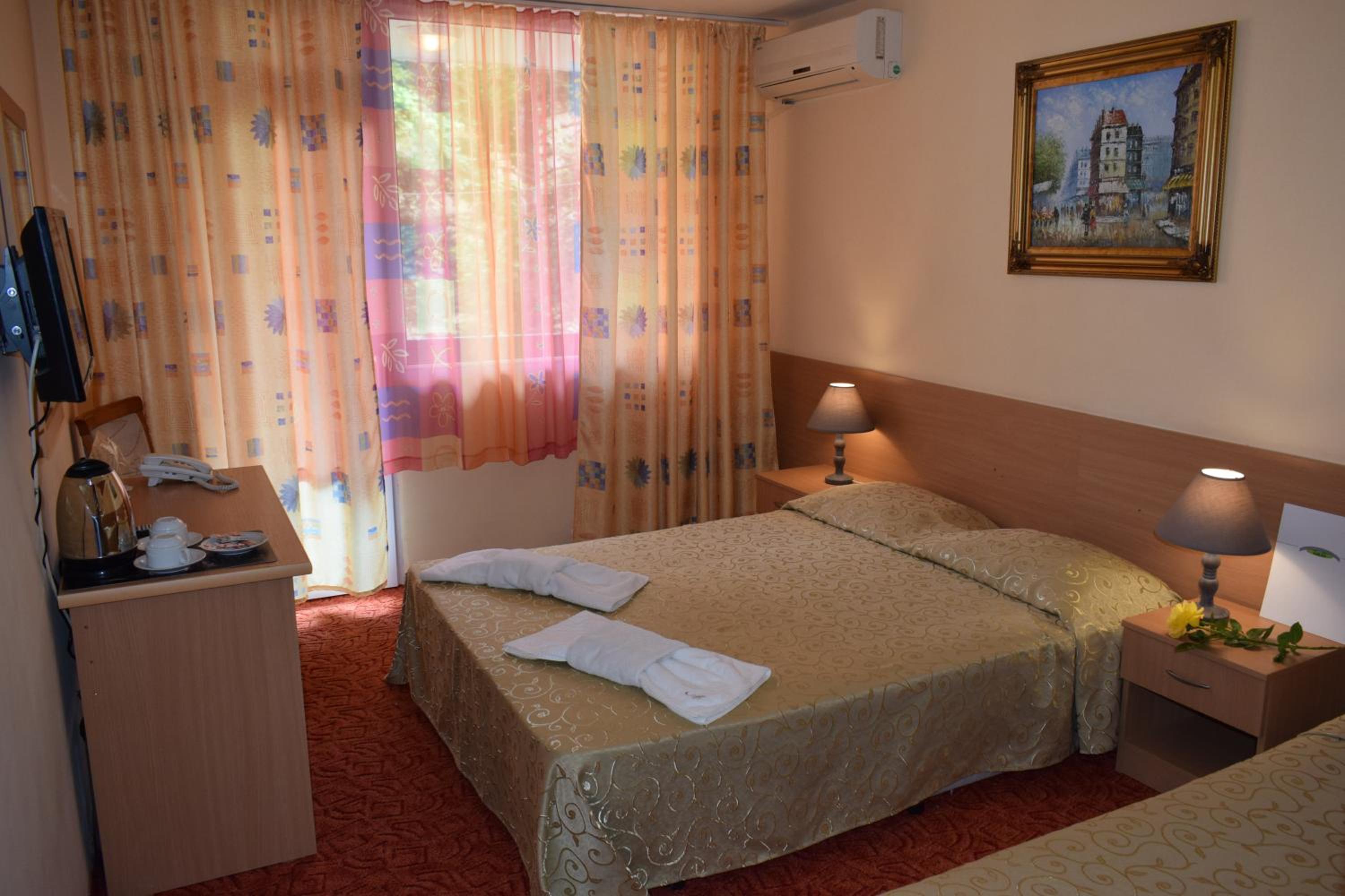 Triple Room with Balcony photo 2