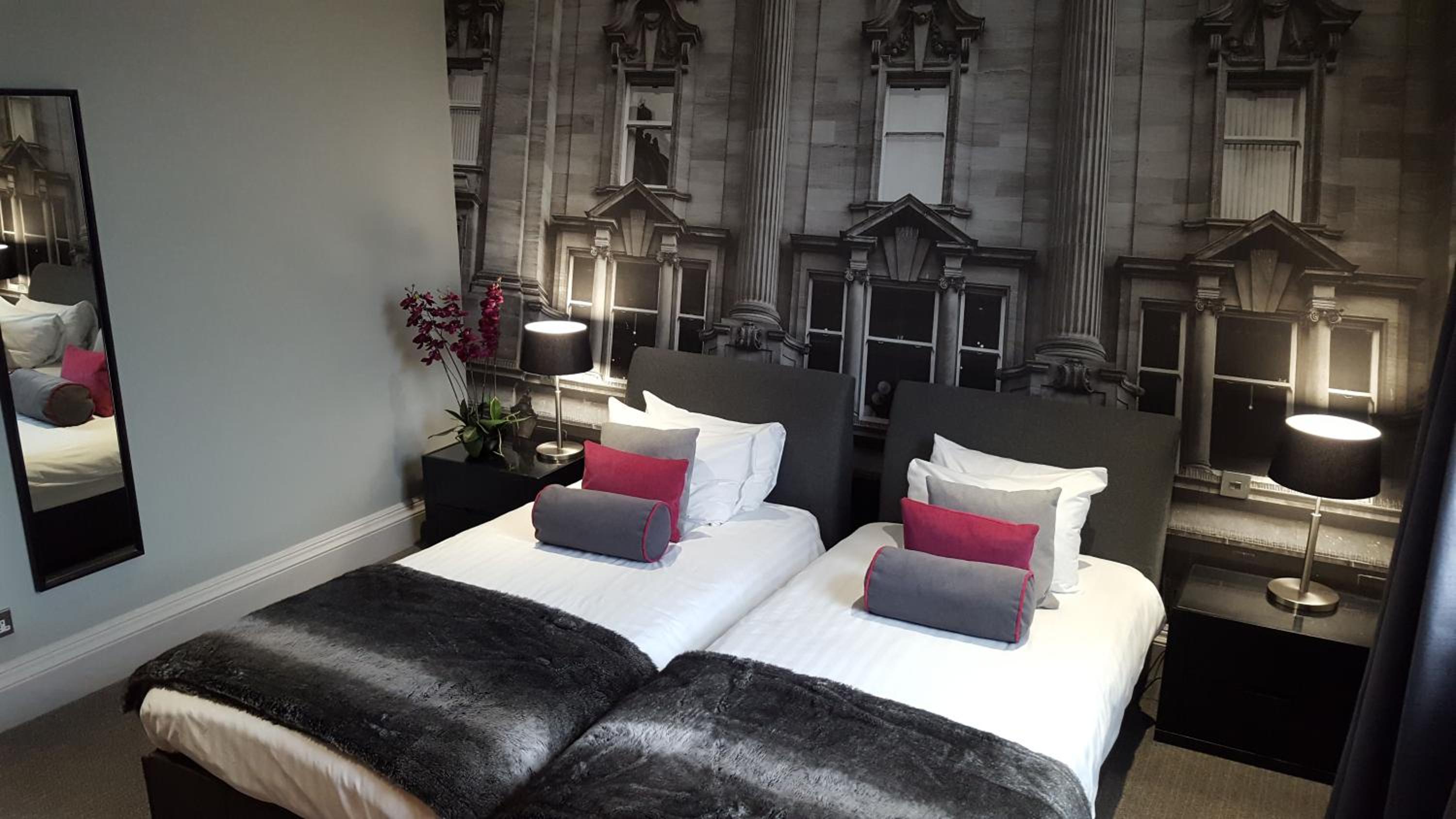 Deluxe Twin Room - Photo 3