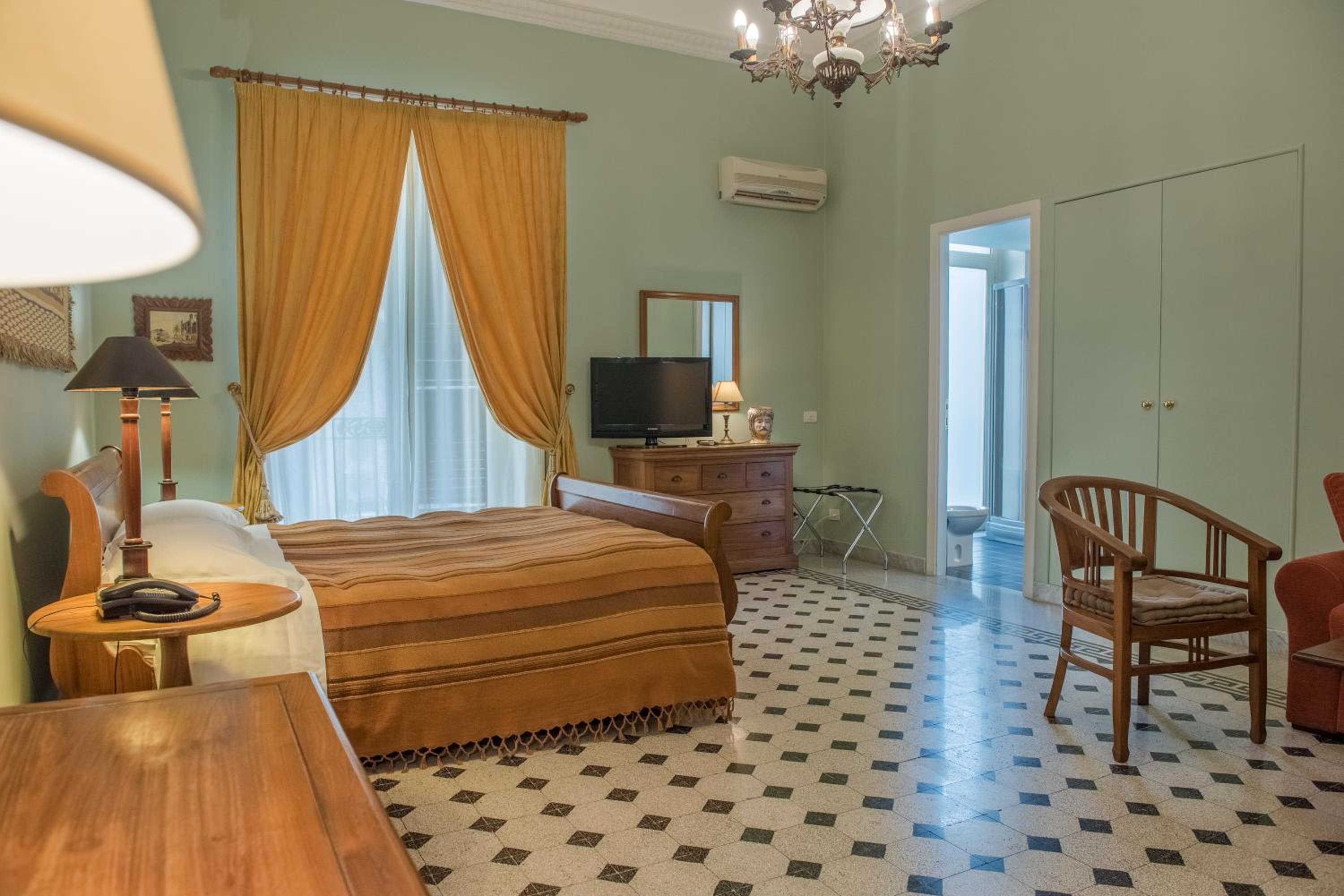 Triple Room with Balcony - Photo 4