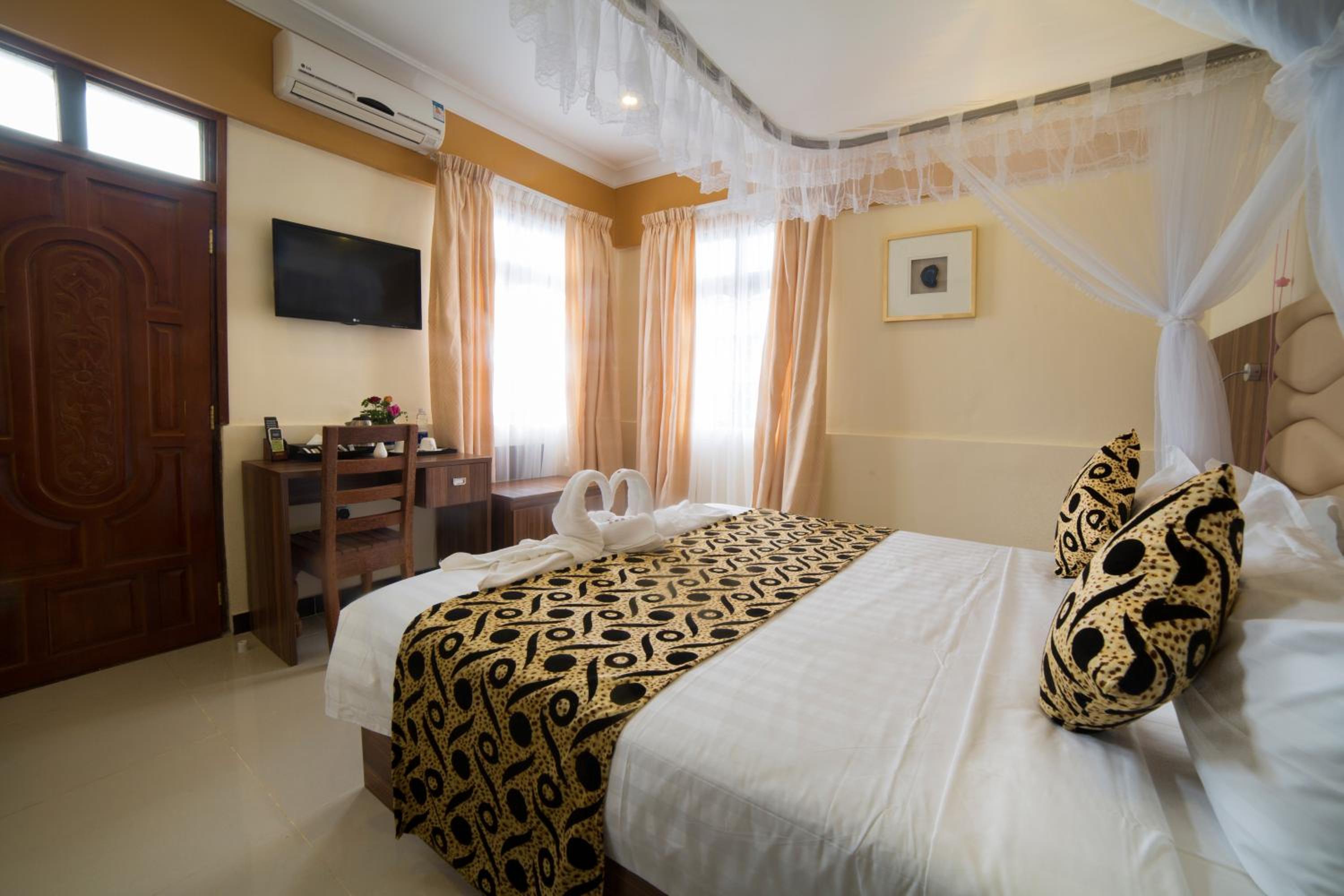 Double Room with Private Bathroom photo 1