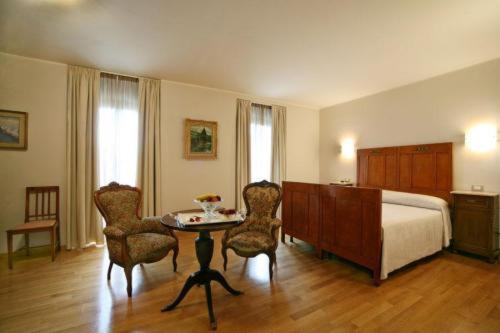 Triple Room - Photo 6